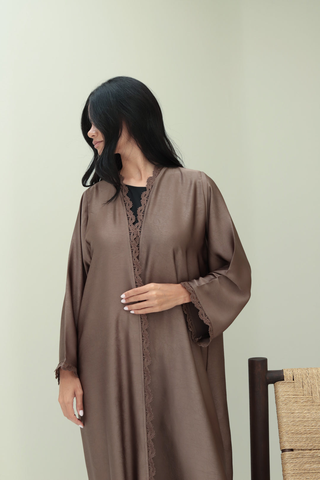 Basic Lace Border - Brown Abaya