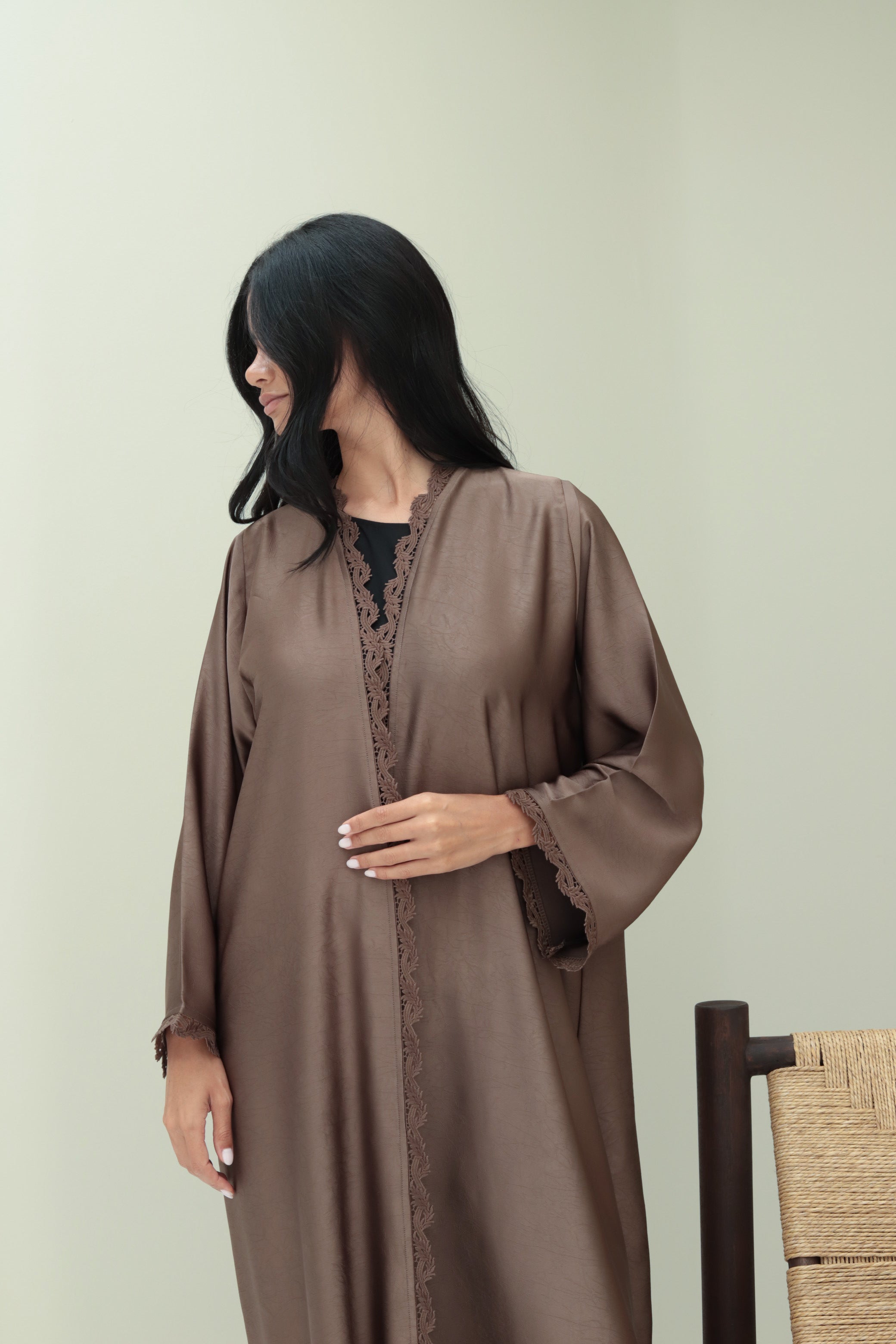 Basic Lace Border ( Brown Abaya)