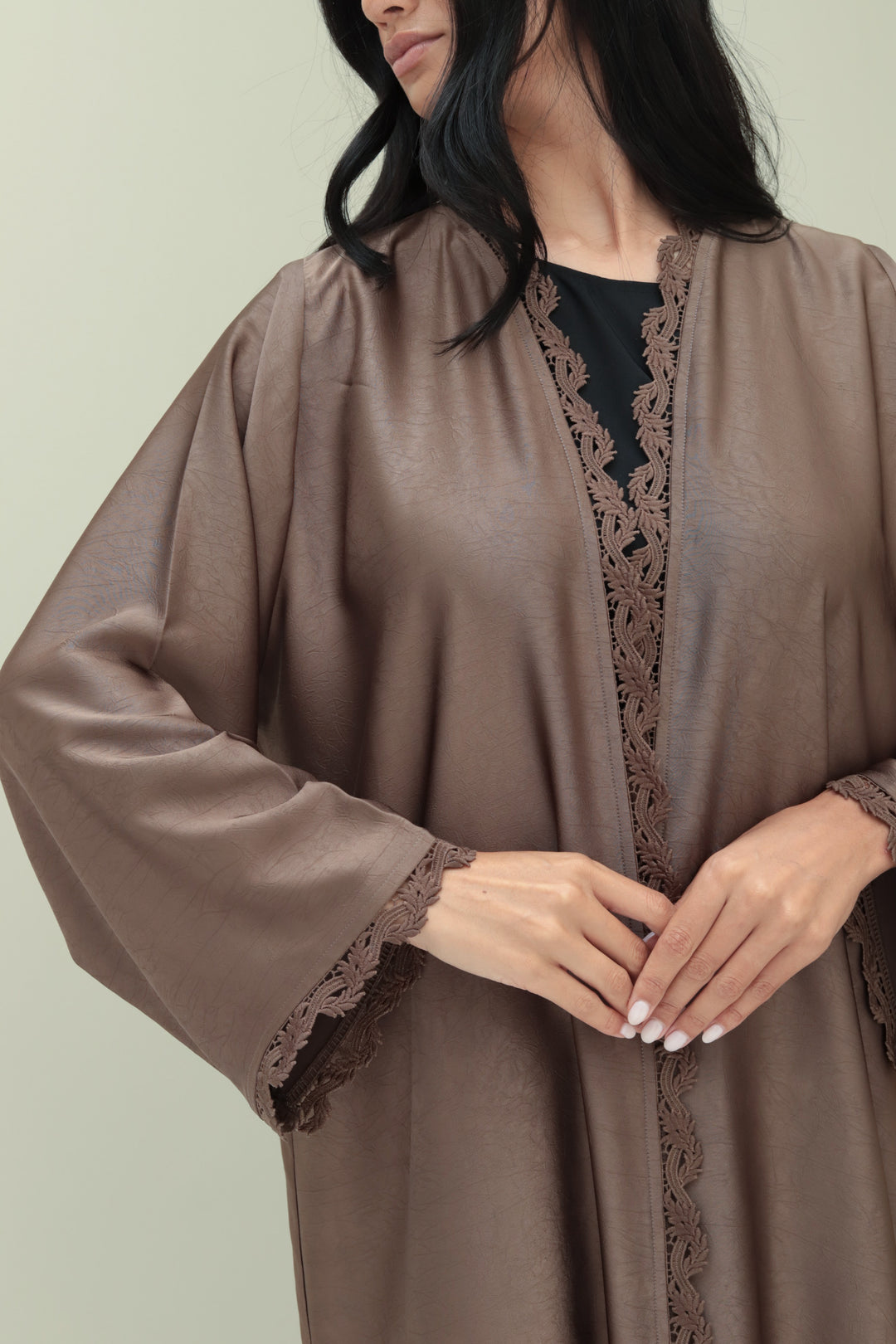 Basic Lace Border - Brown Abaya