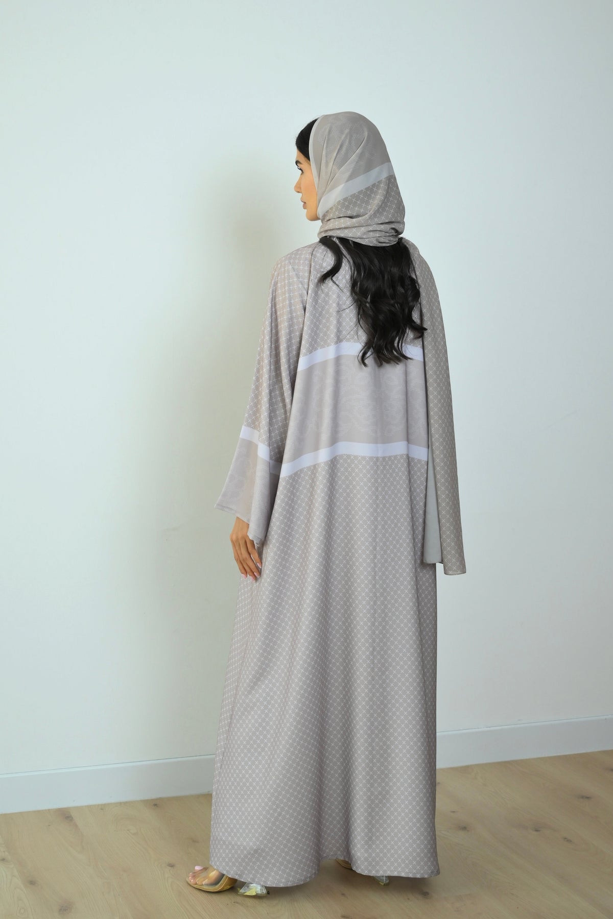 Basic Printed Pixel (Beige Abaya) - BasicAbaya