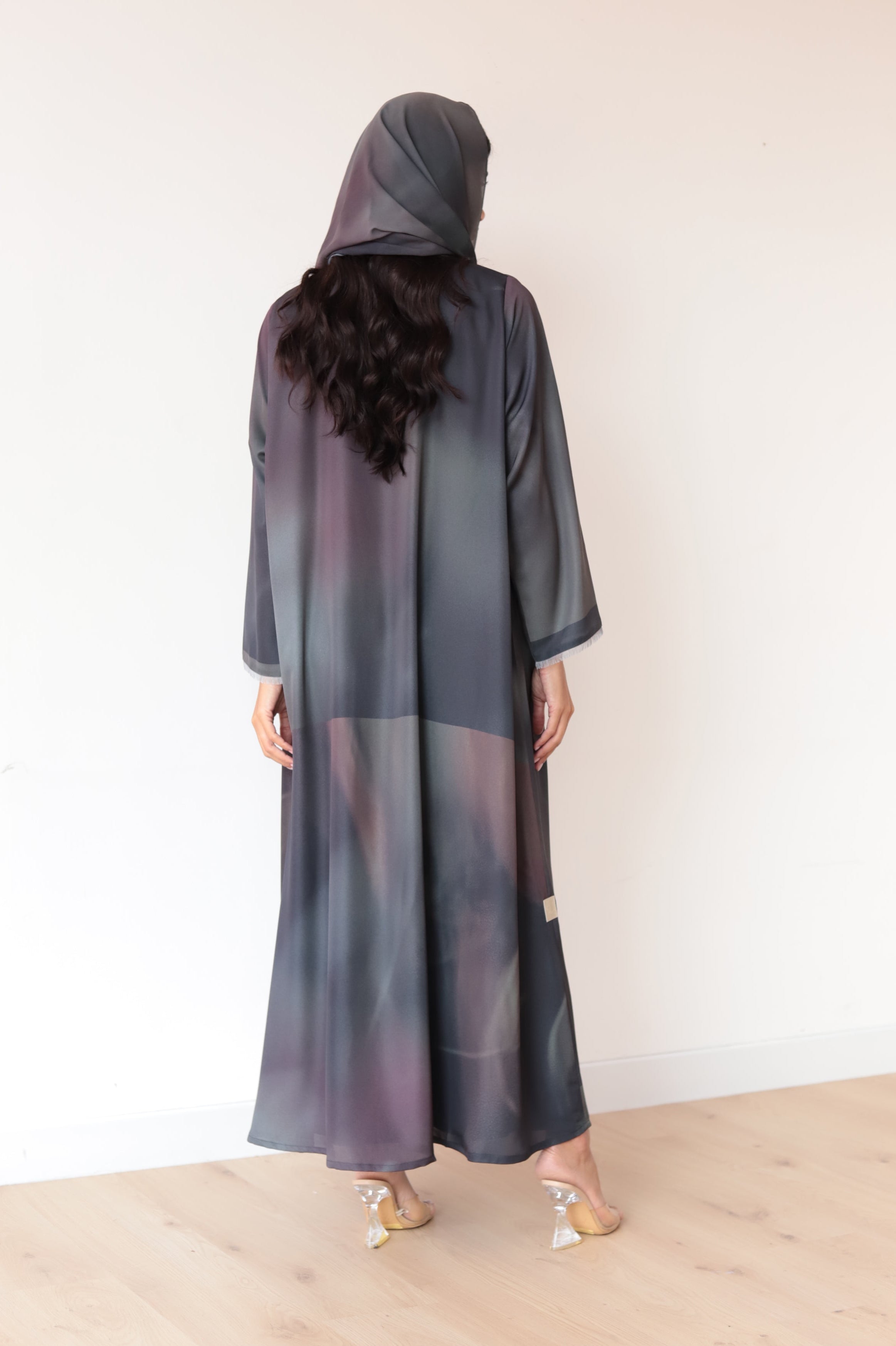 Basic Aurora (Black Abaya)