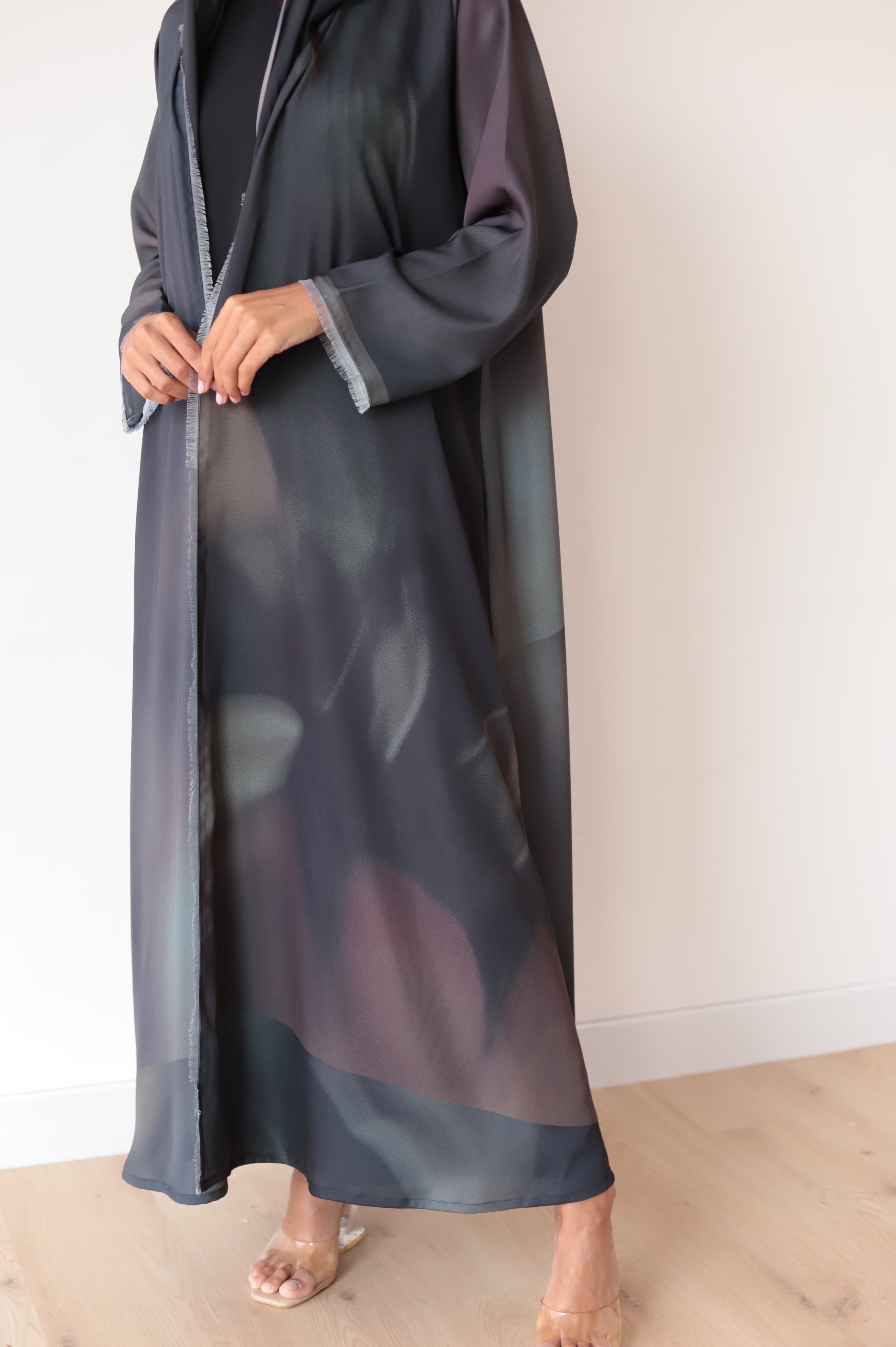 Basic Aurora (Black Abaya)