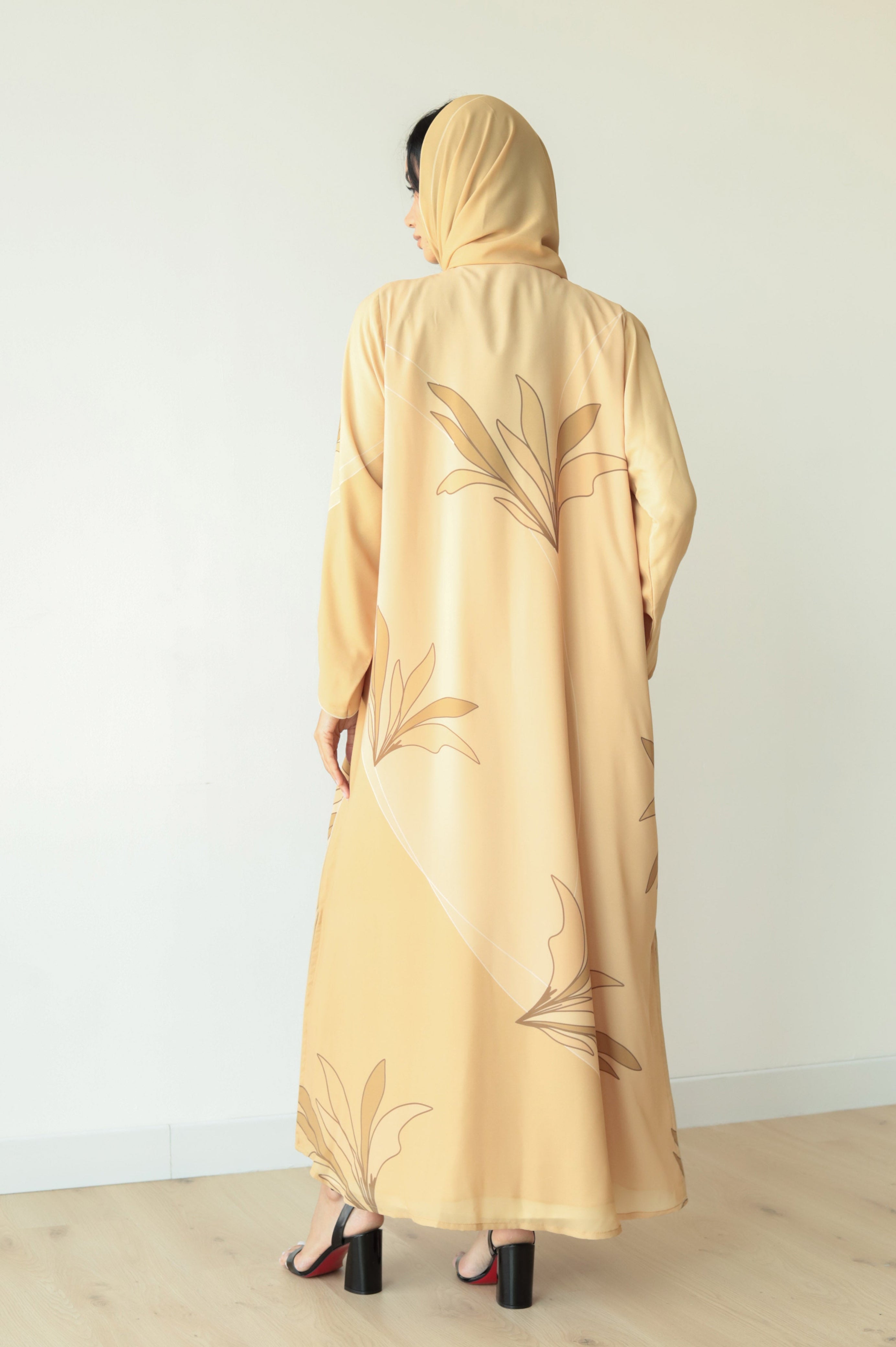 Basic Floral Piping (Yellow Abaya) - BasicAbaya