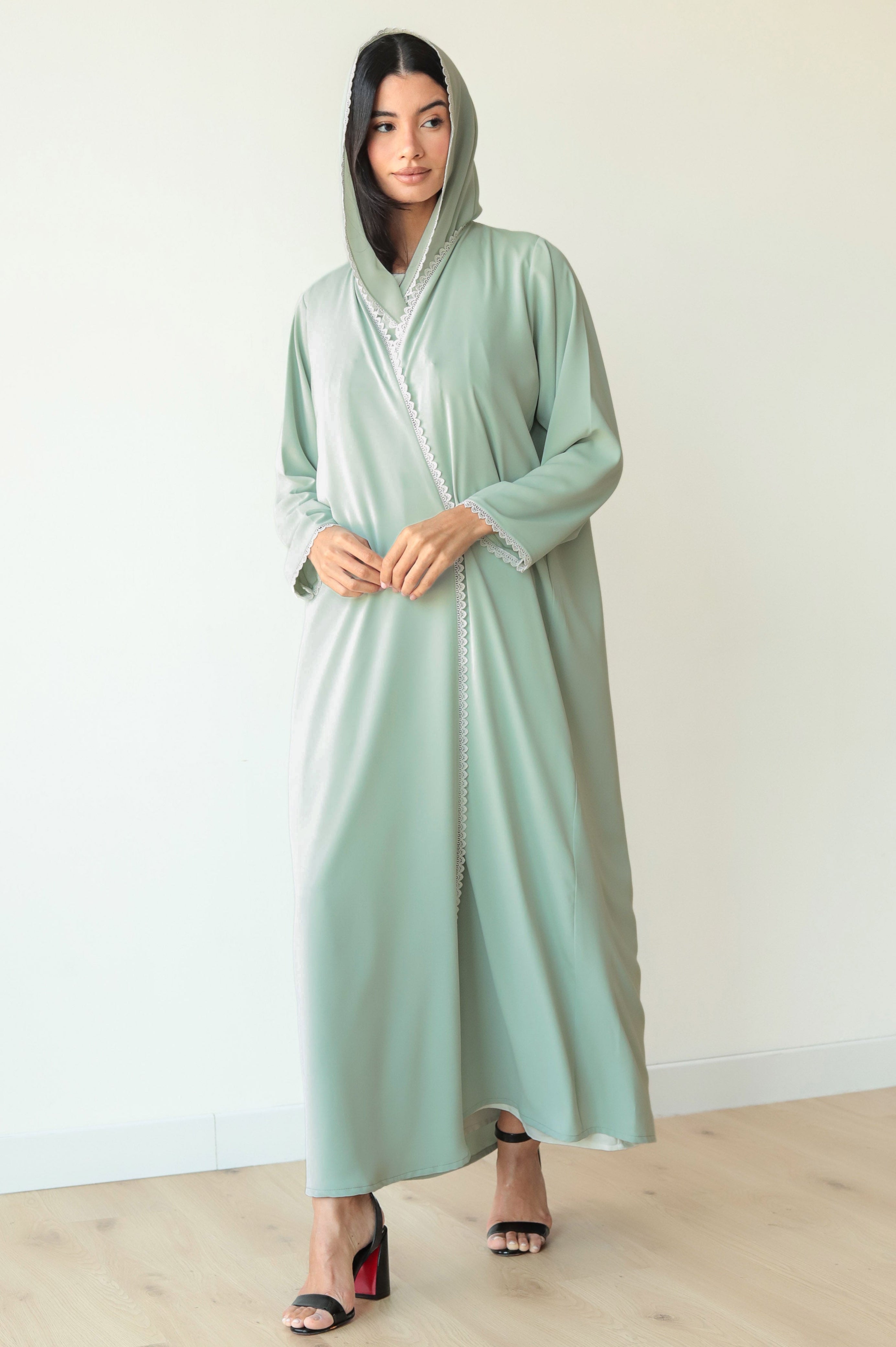Basic Flowy Lace (Green Abaya) - BasicAbaya
