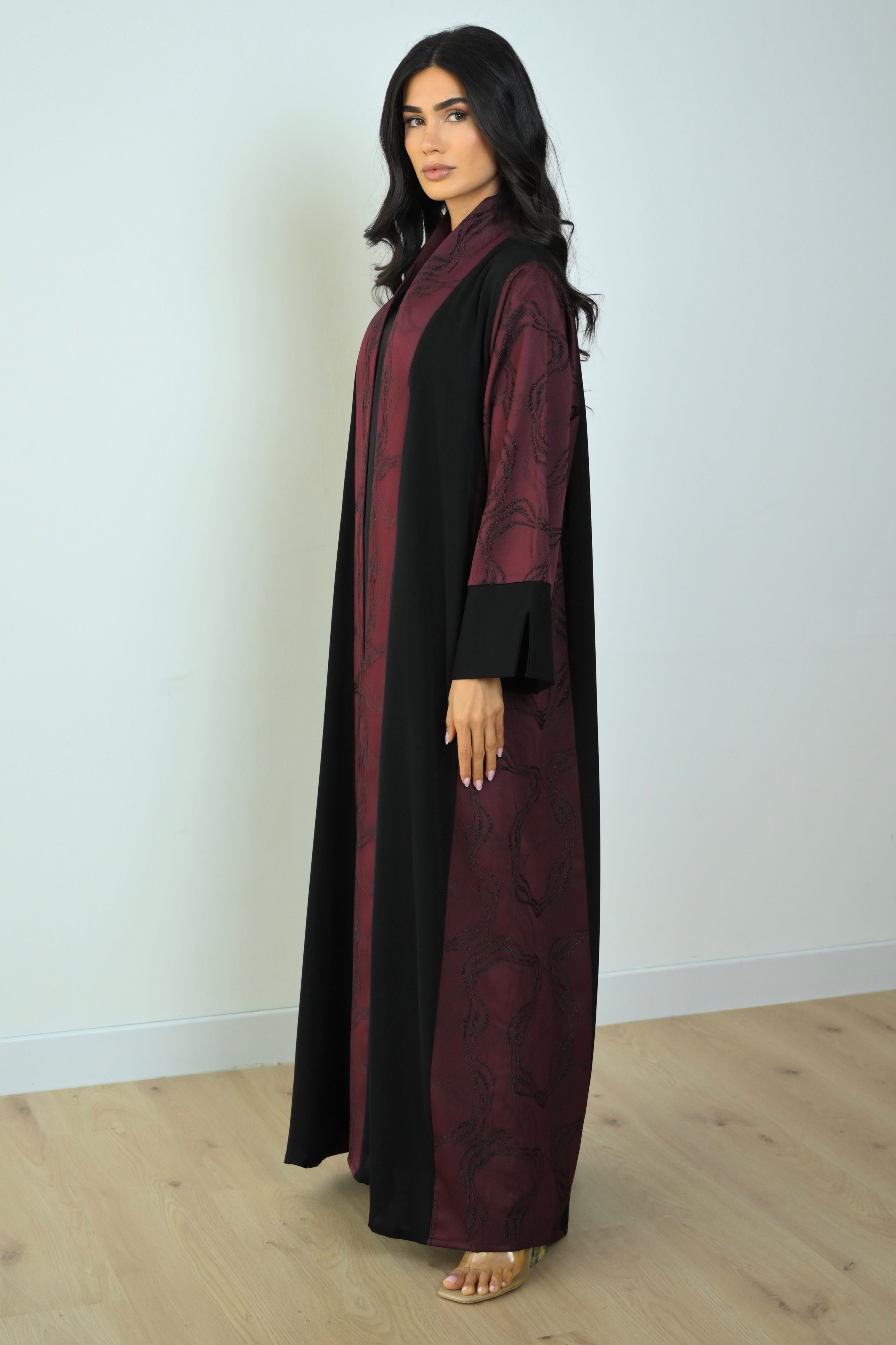 Basic Nada Panel (Black & Maroon Abaya) - BasicAbaya