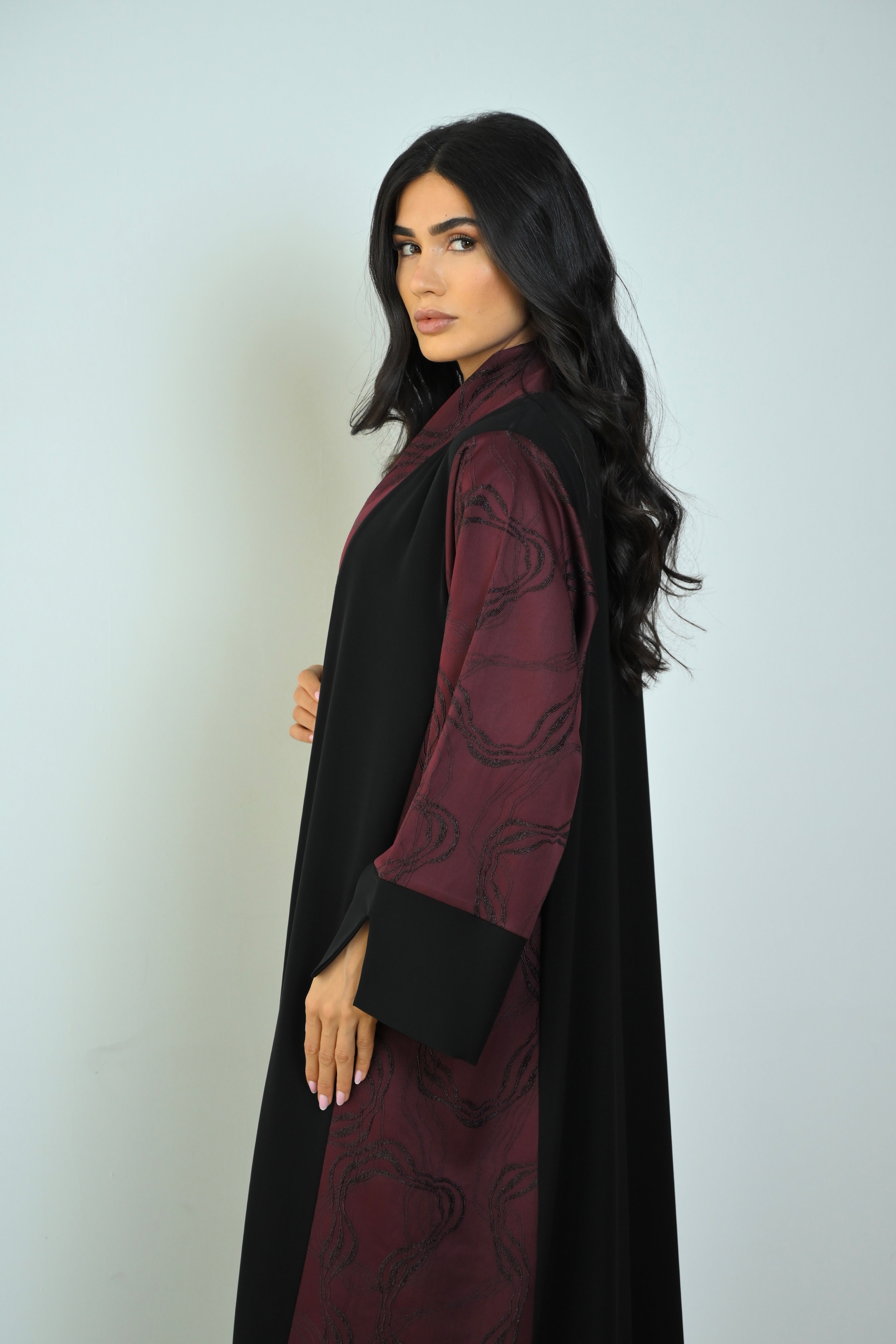 Basic Nada Panel (Black & Maroon Abaya) - BasicAbaya