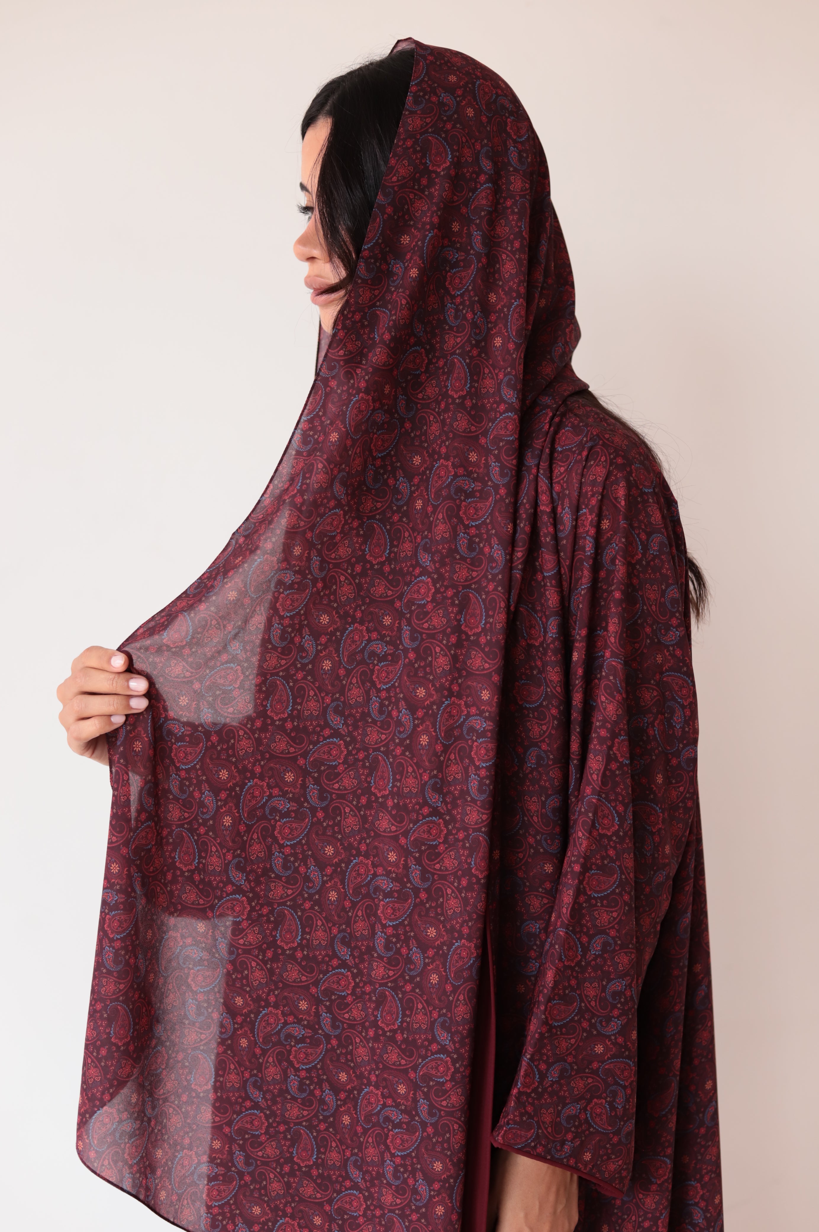 Basic Printed Paisley (Maroon Abaya)