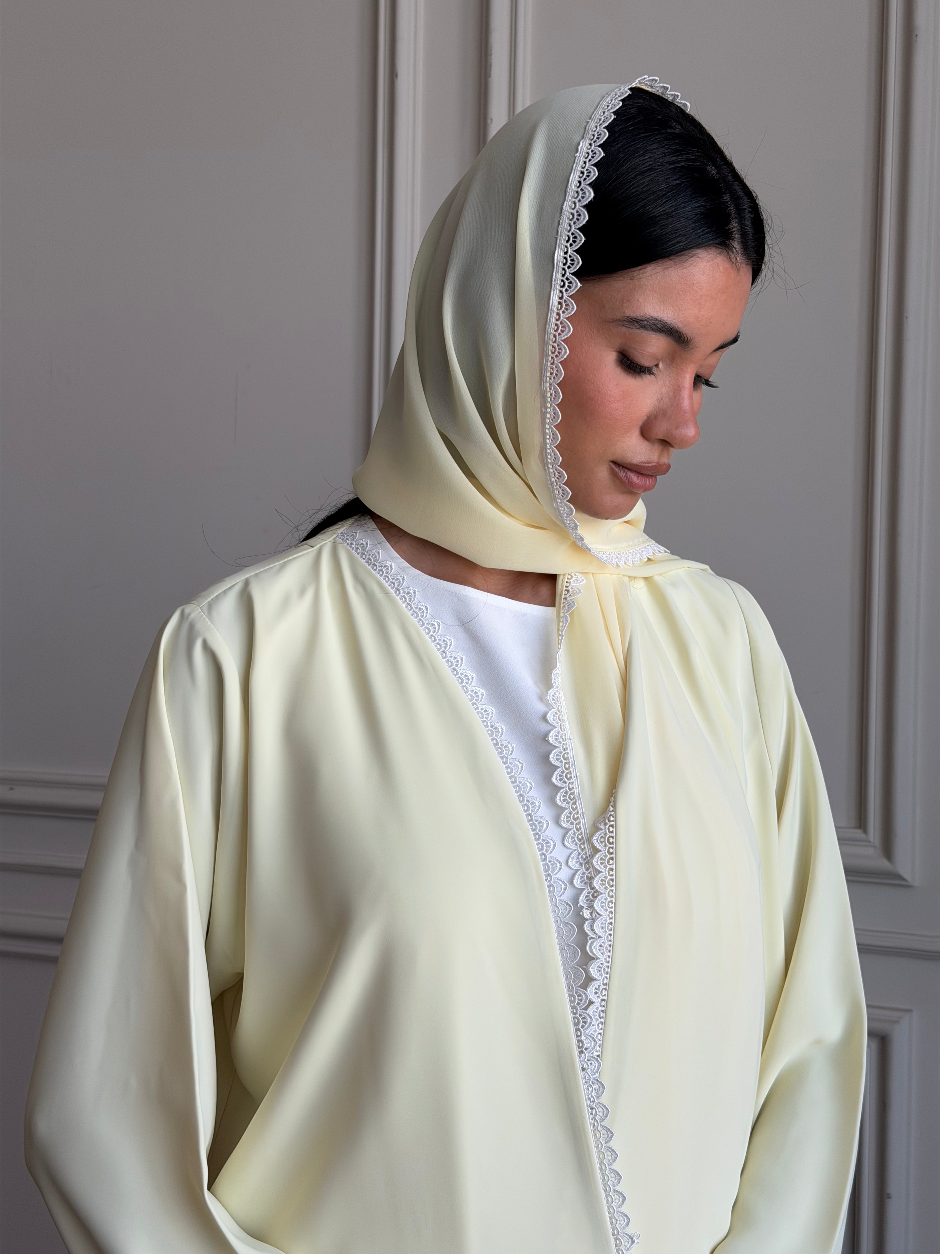 Basic Flowy Lace (Yellow Abaya)