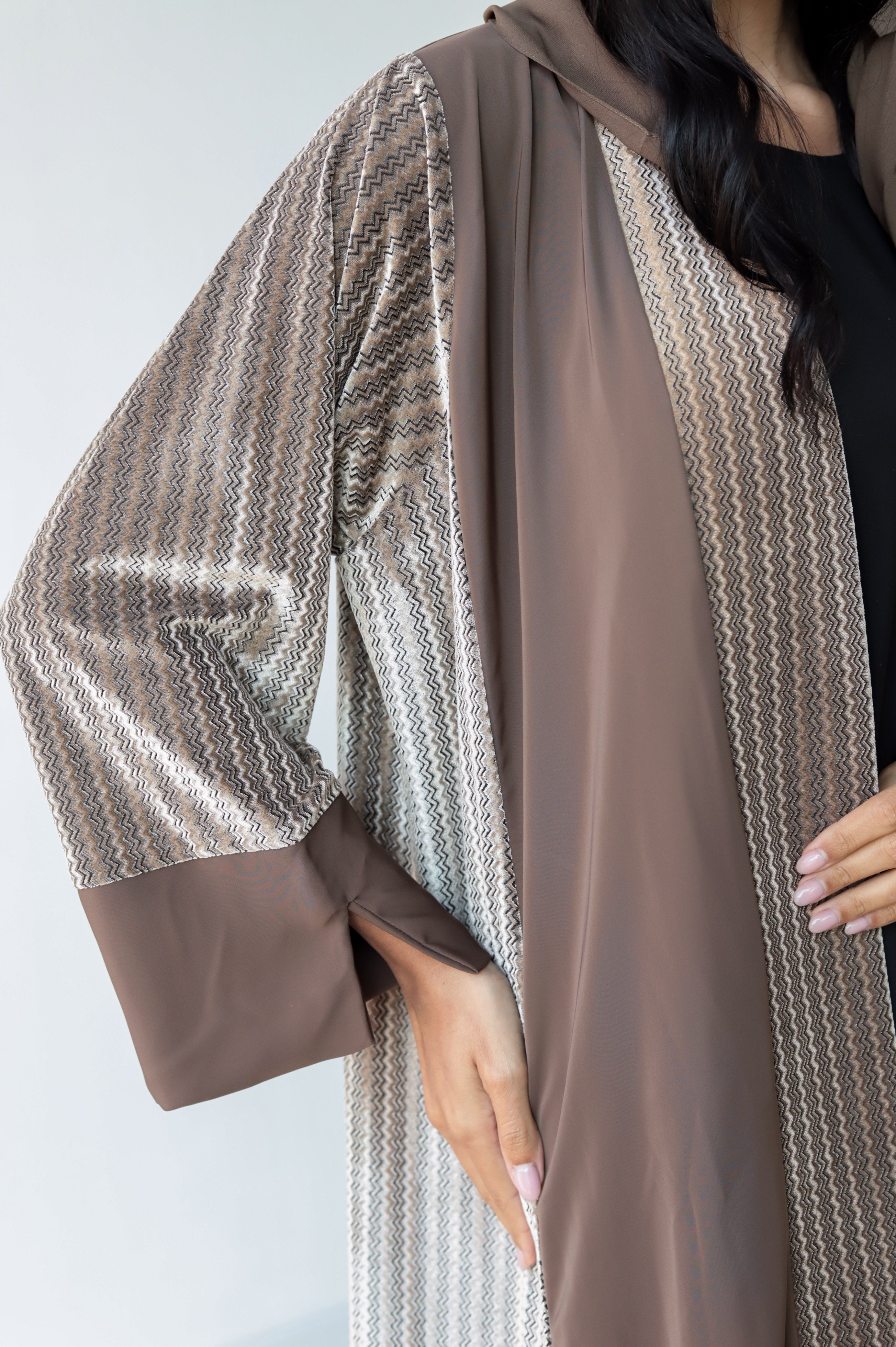 Basic Velvet Nada (Brown Abaya)