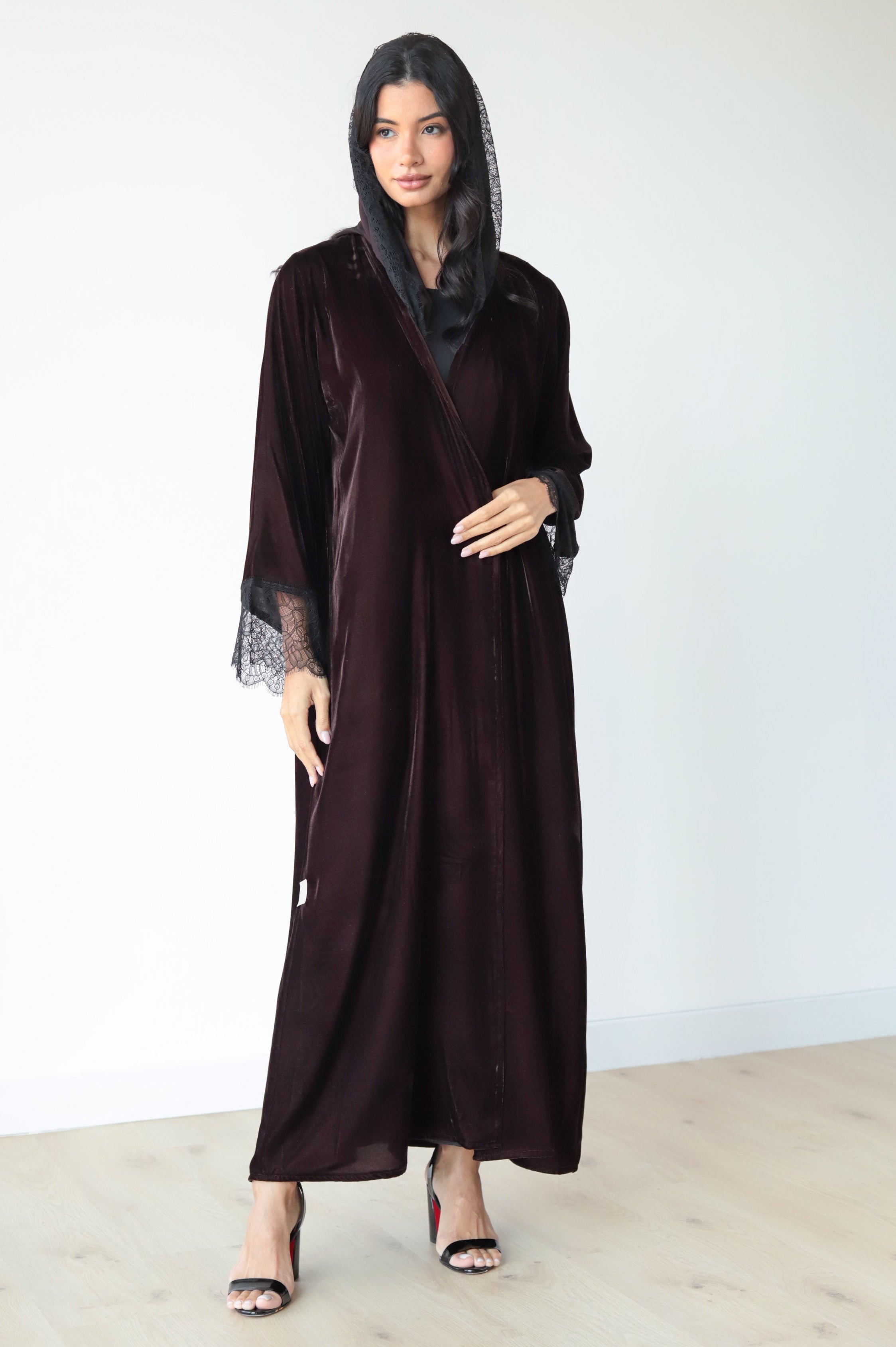 Basic Velvet Lace (Brown Abaya)