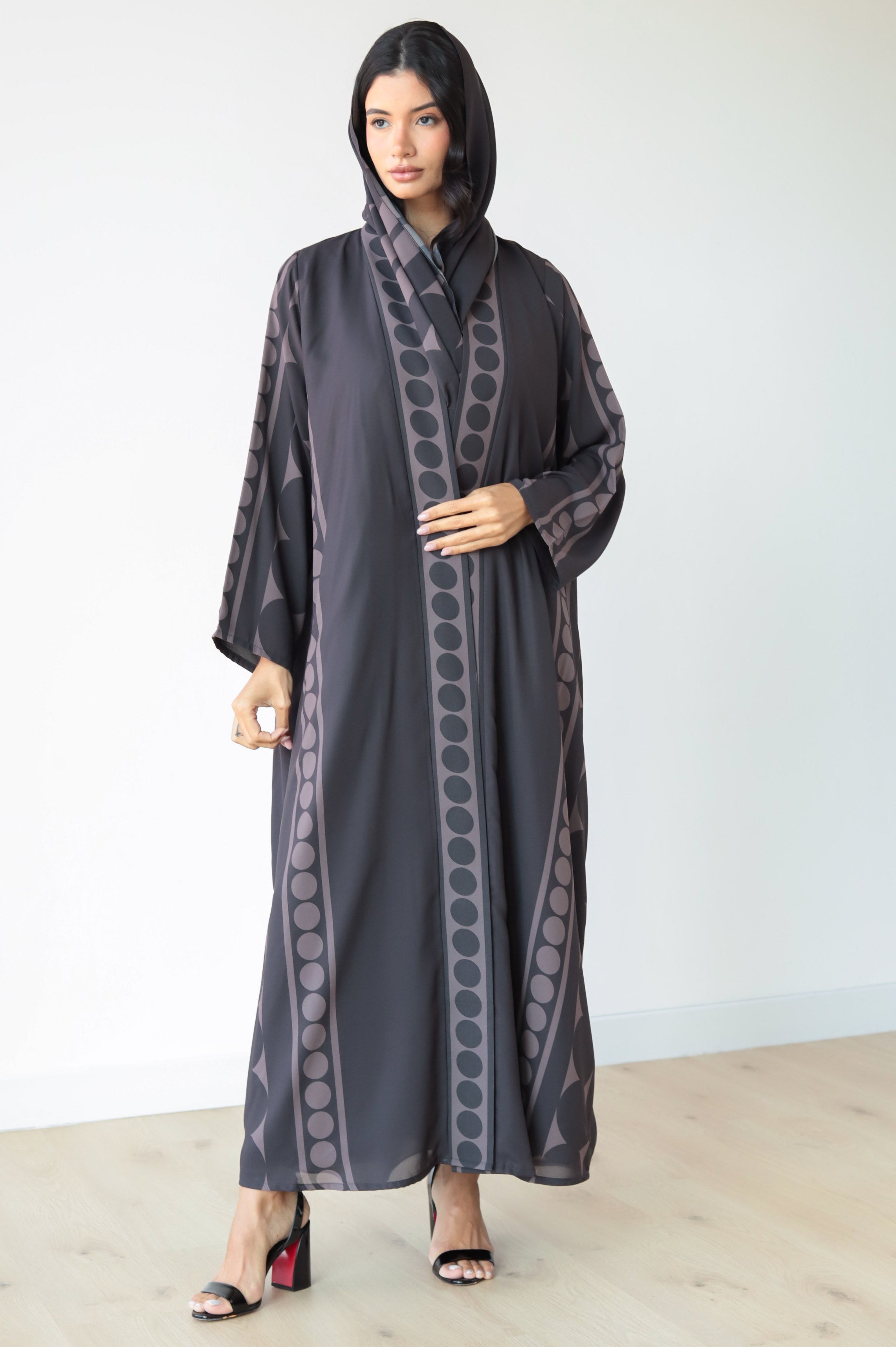 Basic Shapes (Brown Abaya)