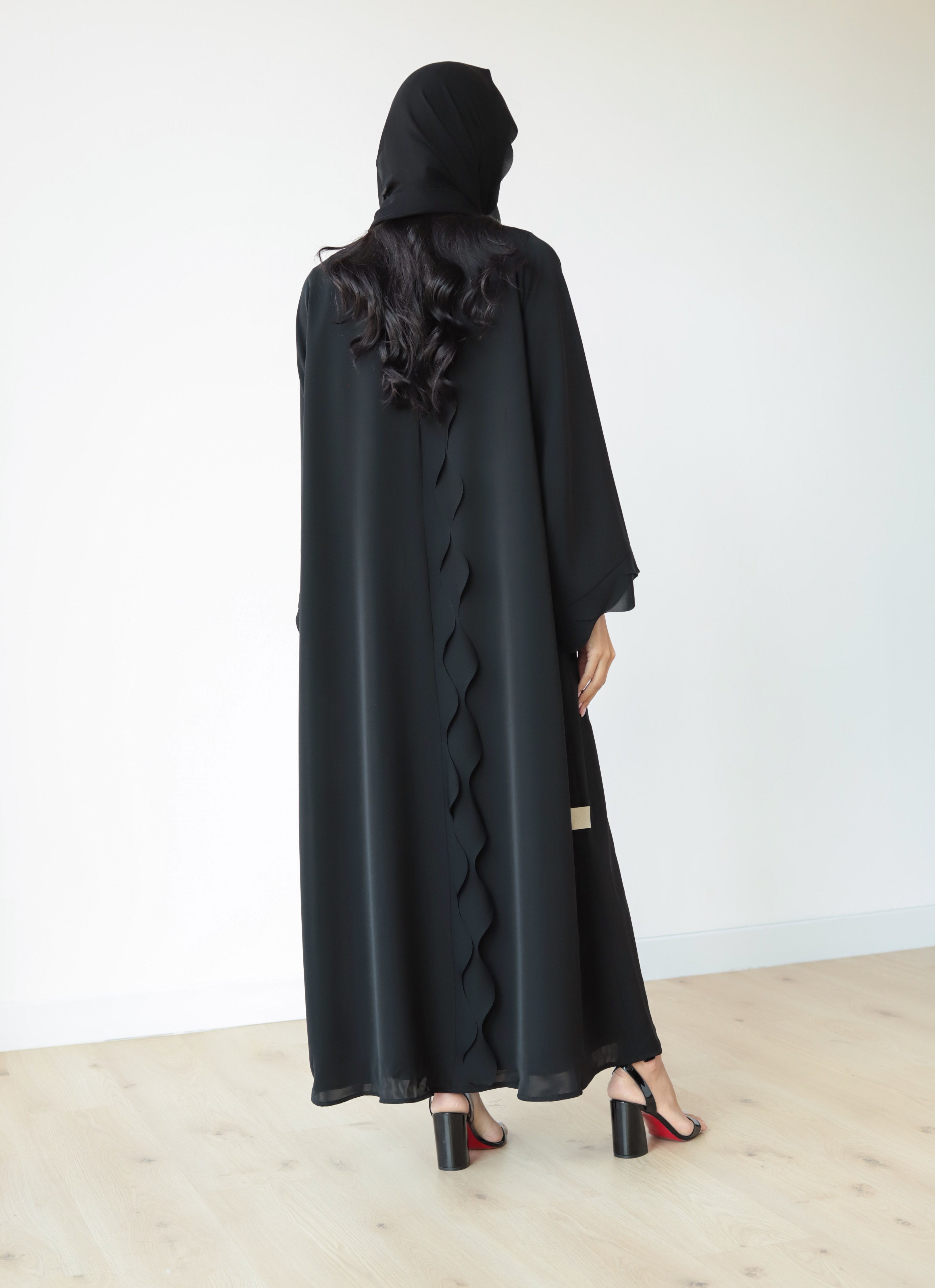Basic Waves (Black Abaya) - BasicAbaya