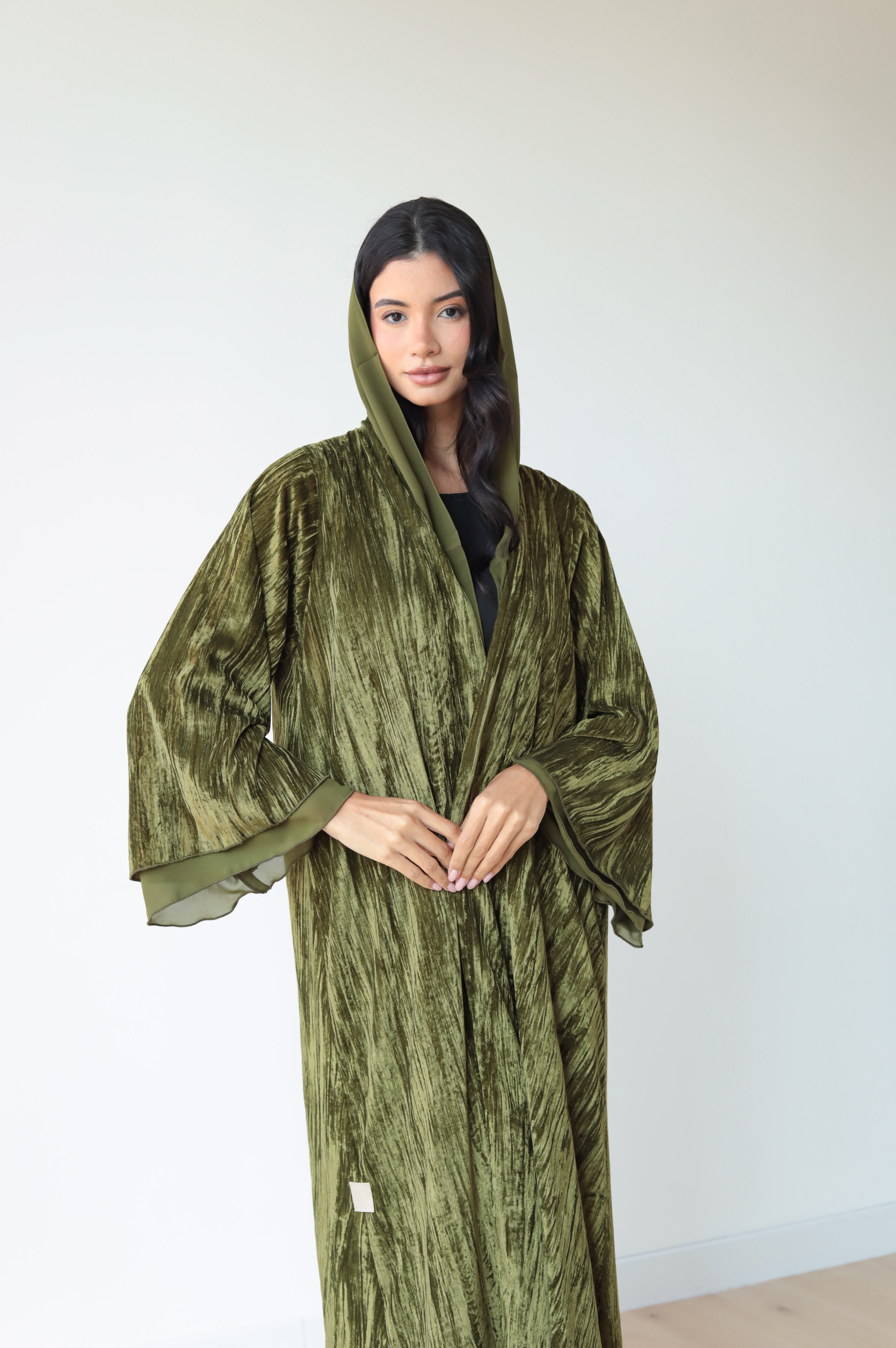 Basic Velvet Pleats (Olive Abaya)