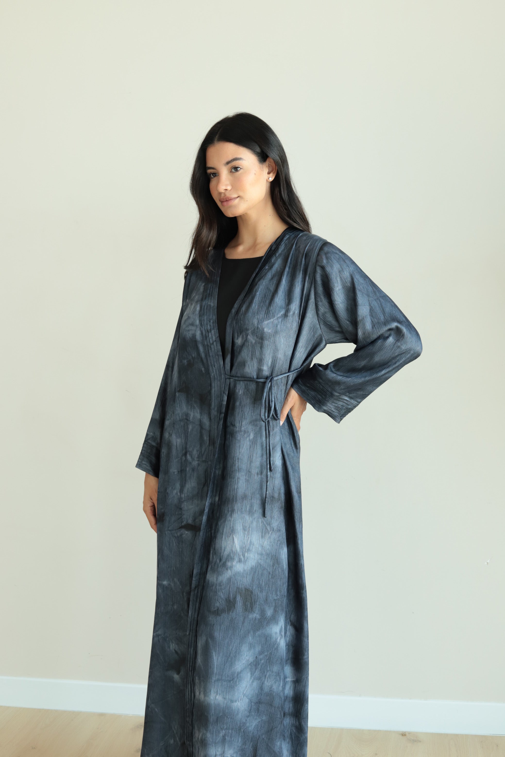 Basic Luna Pleated (Mid Night Blue Abaya )