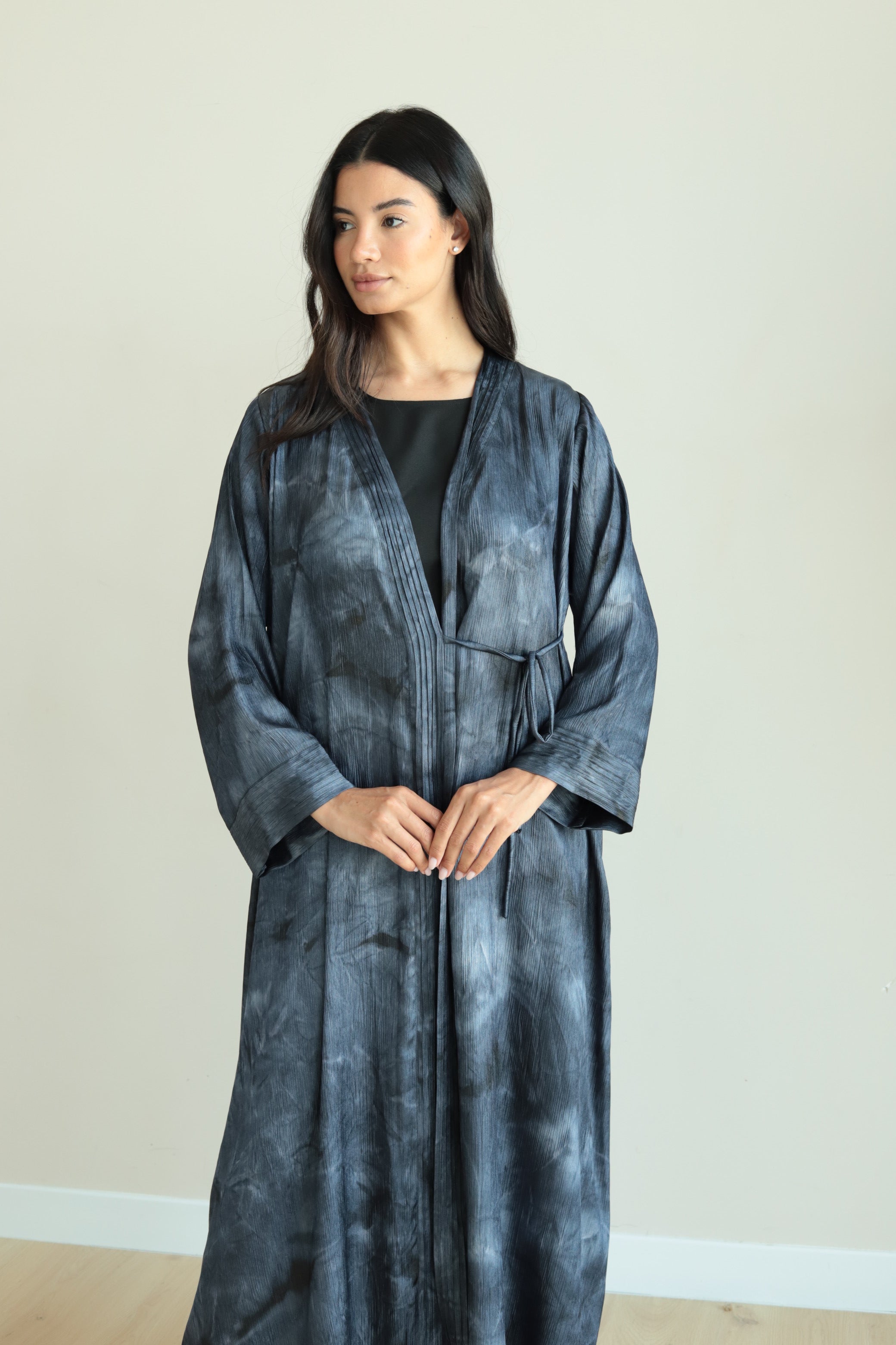 Basic Luna Pleated (Mid Night Blue Abaya )