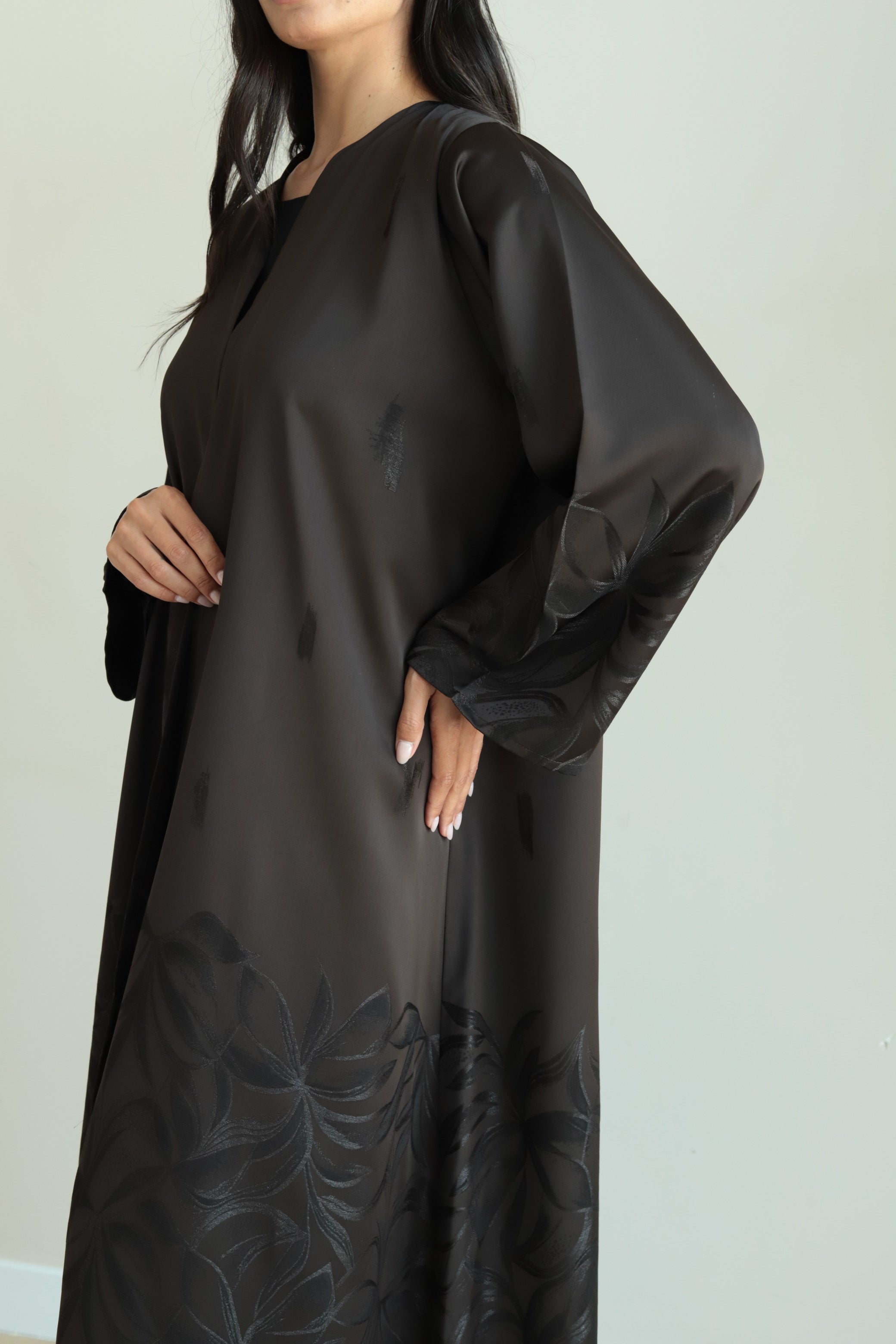 Basic Silky Flower (Brown Abaya )