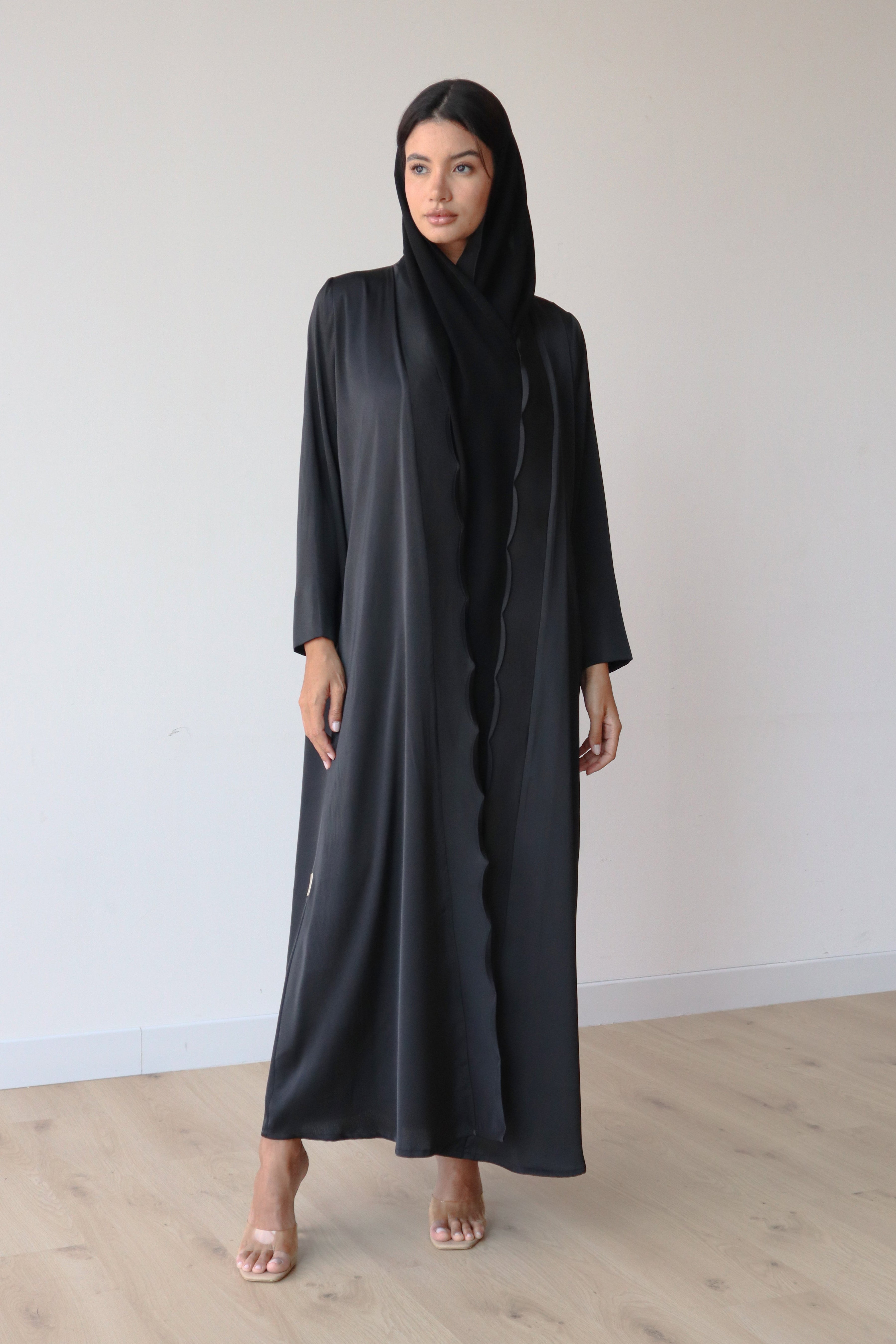 Basic Wavy Panels (Black Abaya)