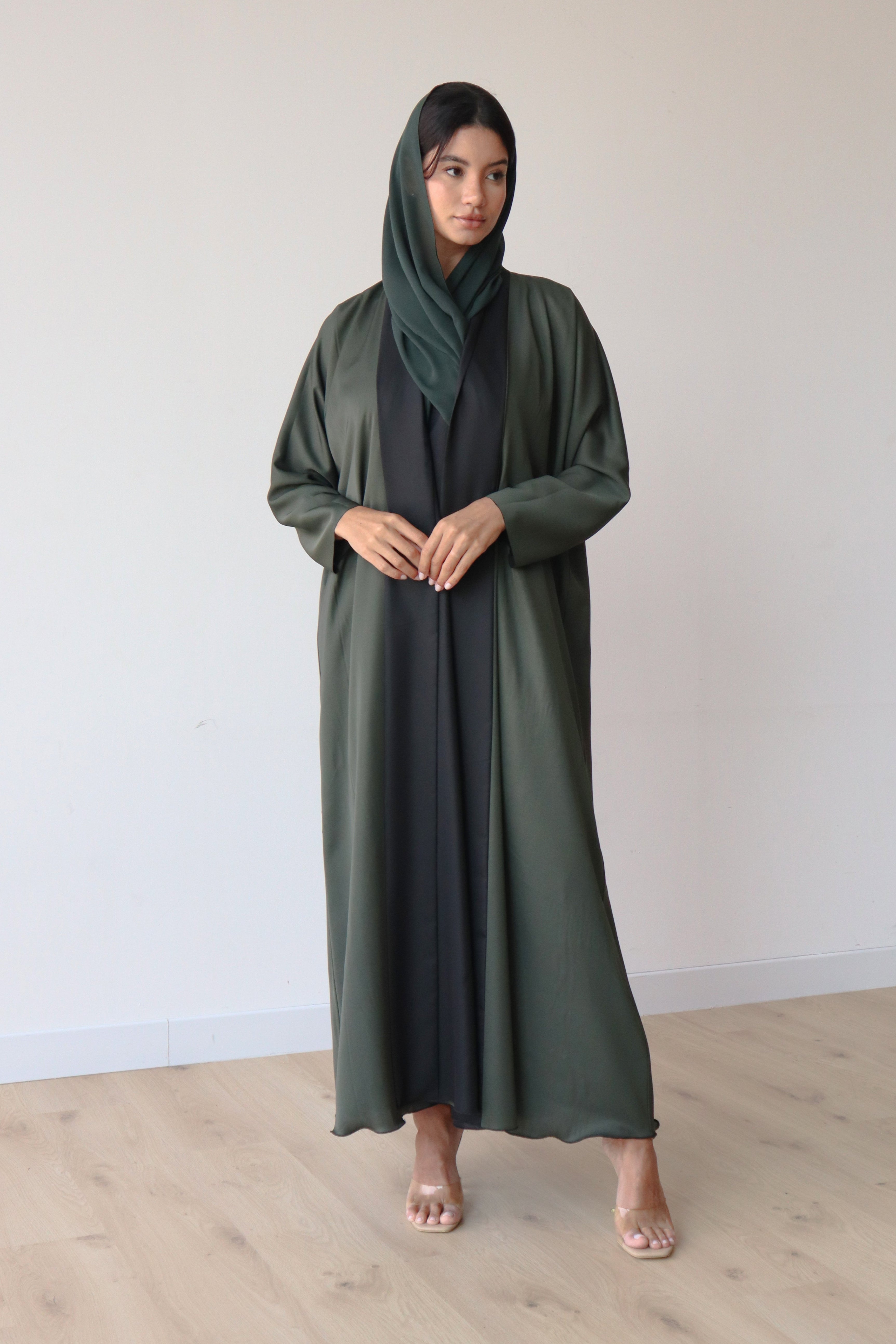 Basic Reversible half bisht (Green Abaya)