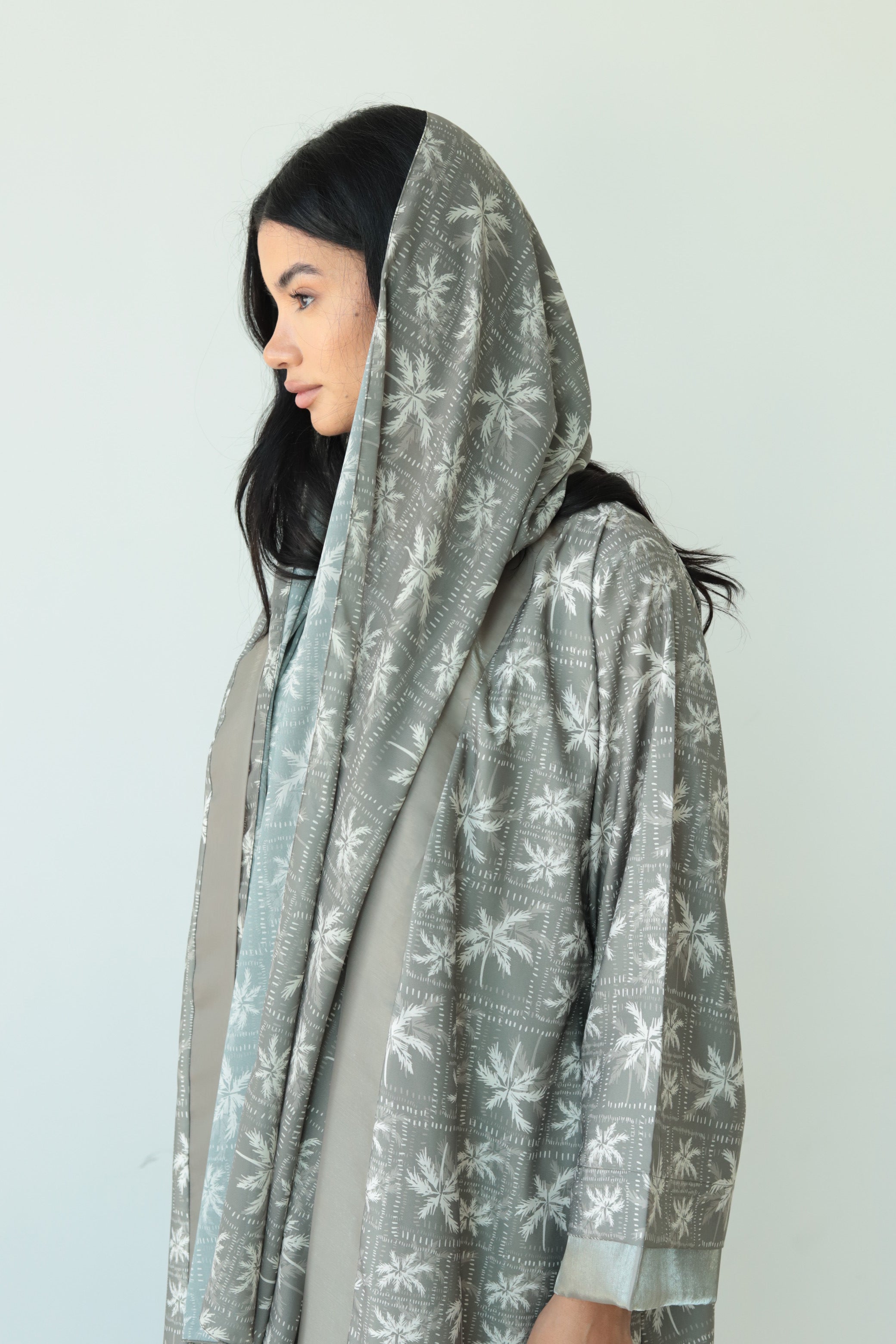 Basic Print Palm Tree  (Olive Green Abaya)