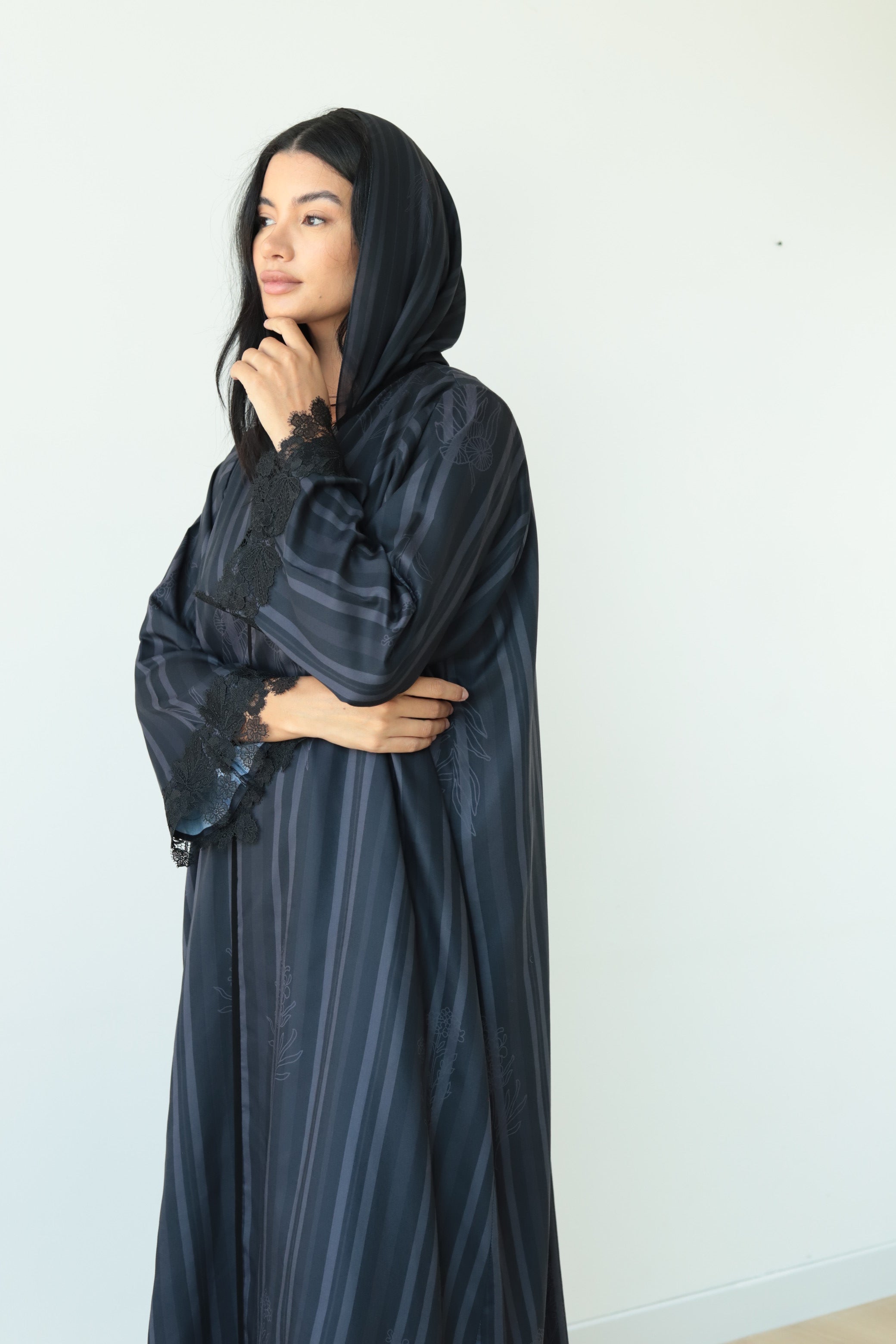 Basic Print Stripes (Black Abaya)