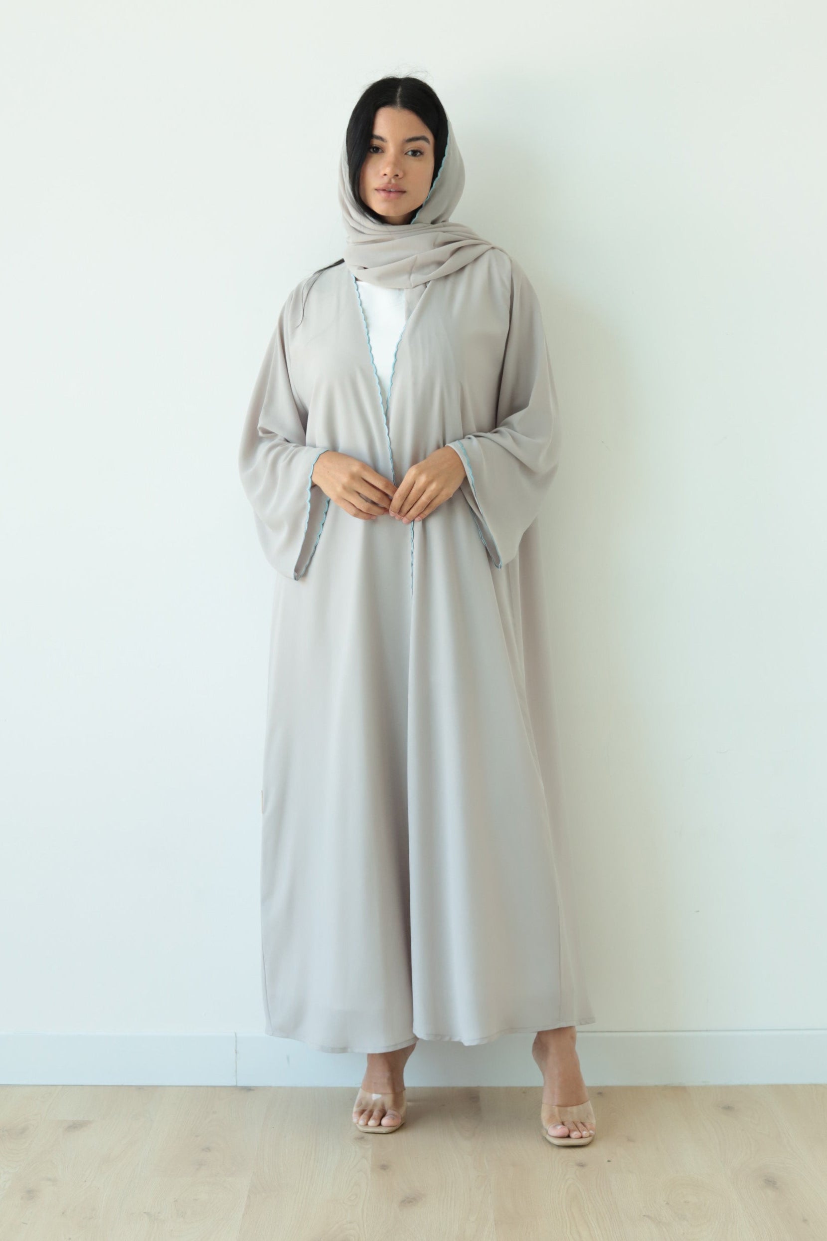 Basic Scallop (Grey Abaya)