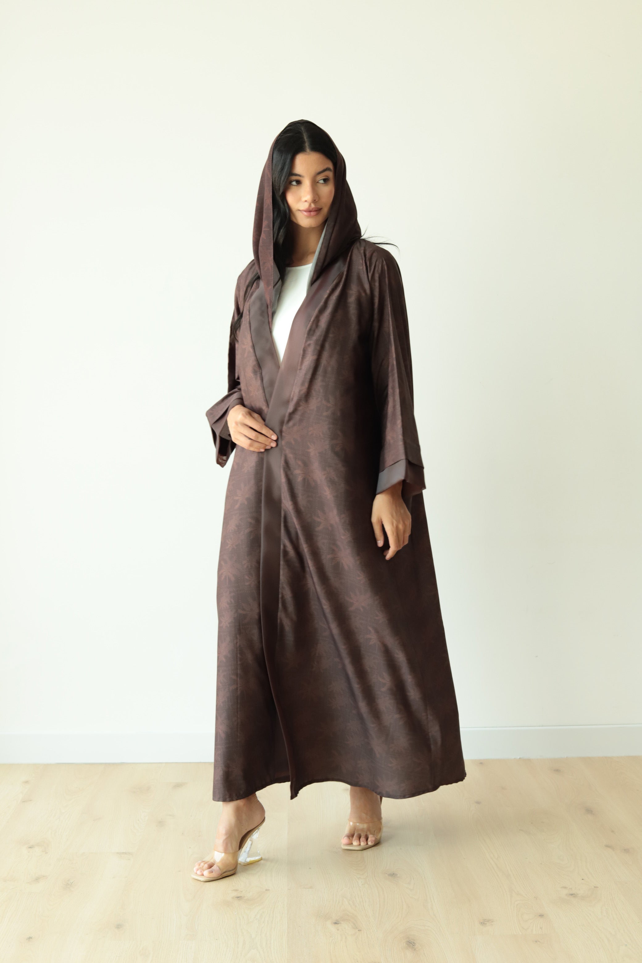 Basic Print Palm Tree  (Brown Abaya)