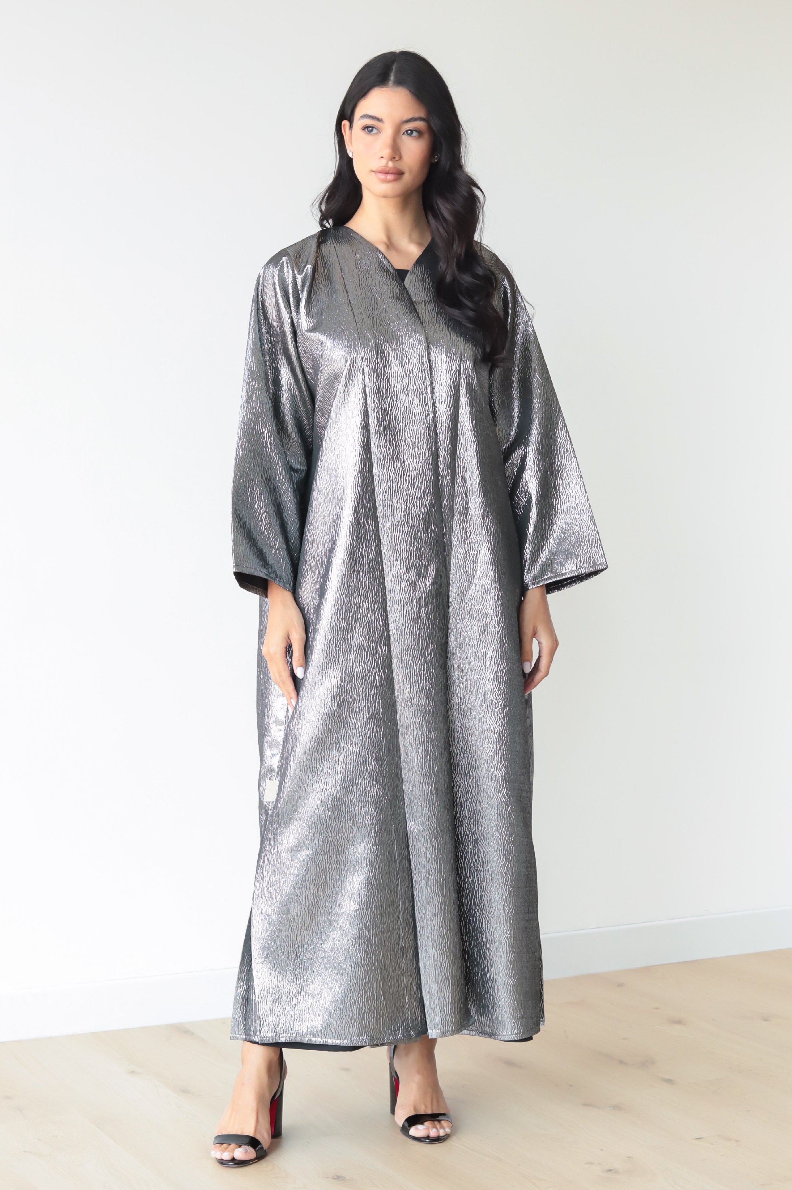 Basic Brocade (Silver Abaya)