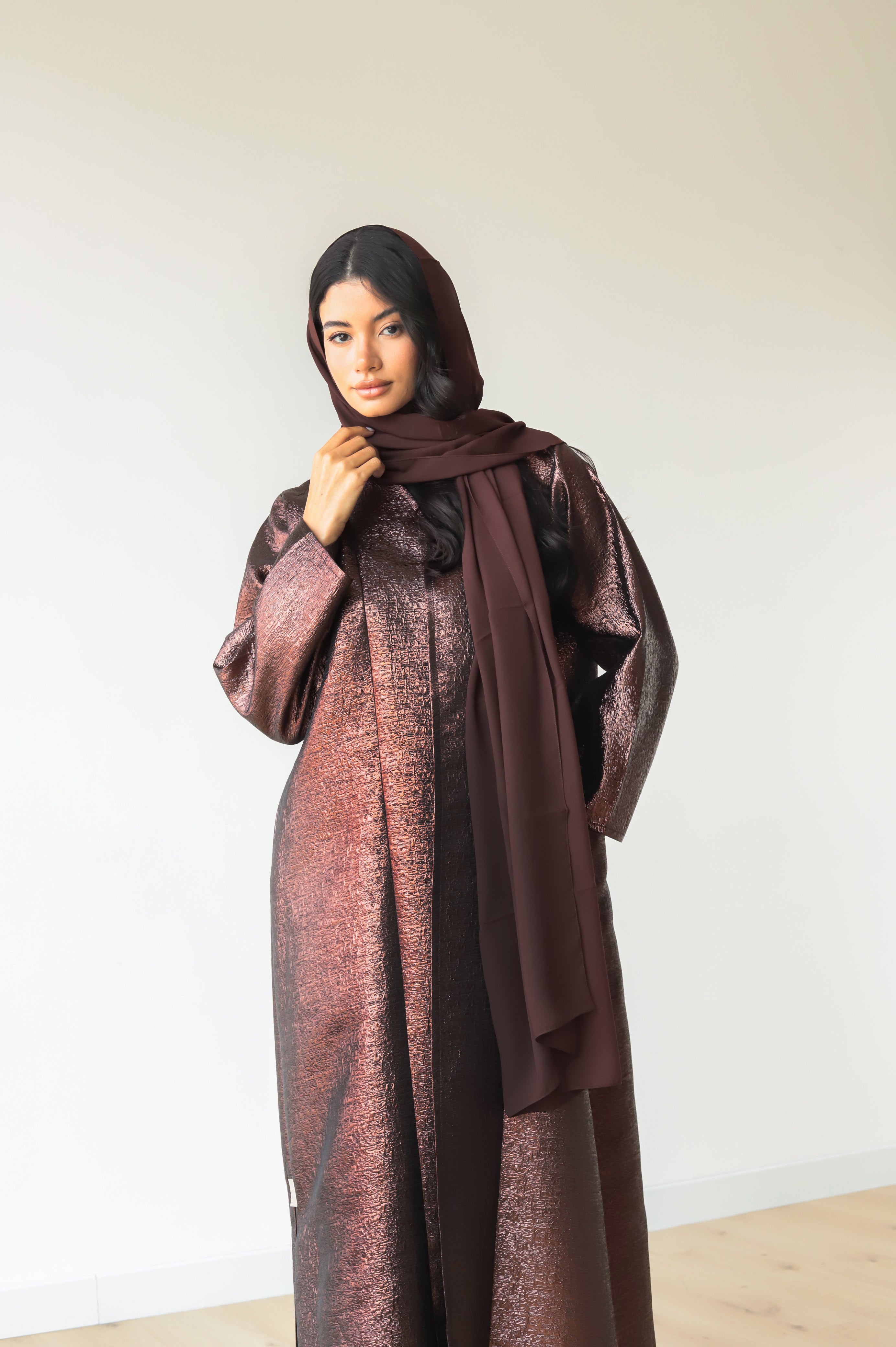 Basic Brocade (Bronze Abaya)