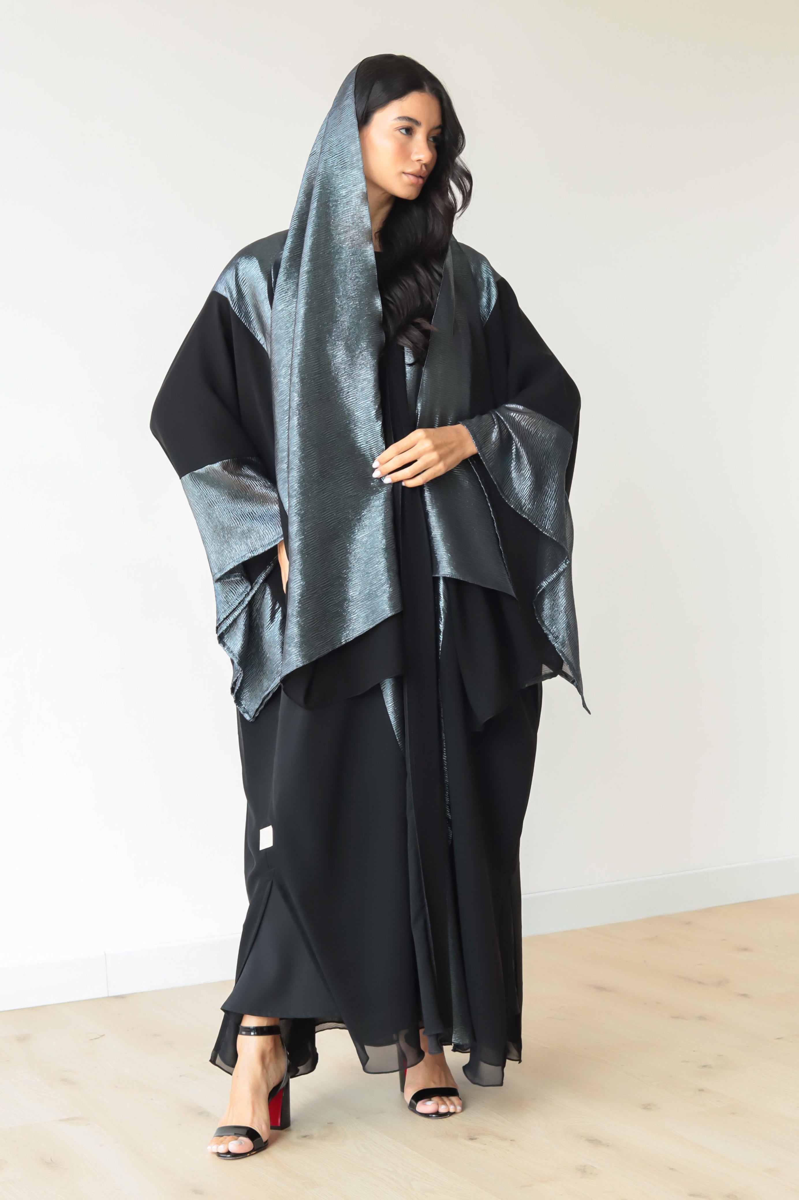 Basic Chiffon (Black & Blue Abaya) - BasicAbaya