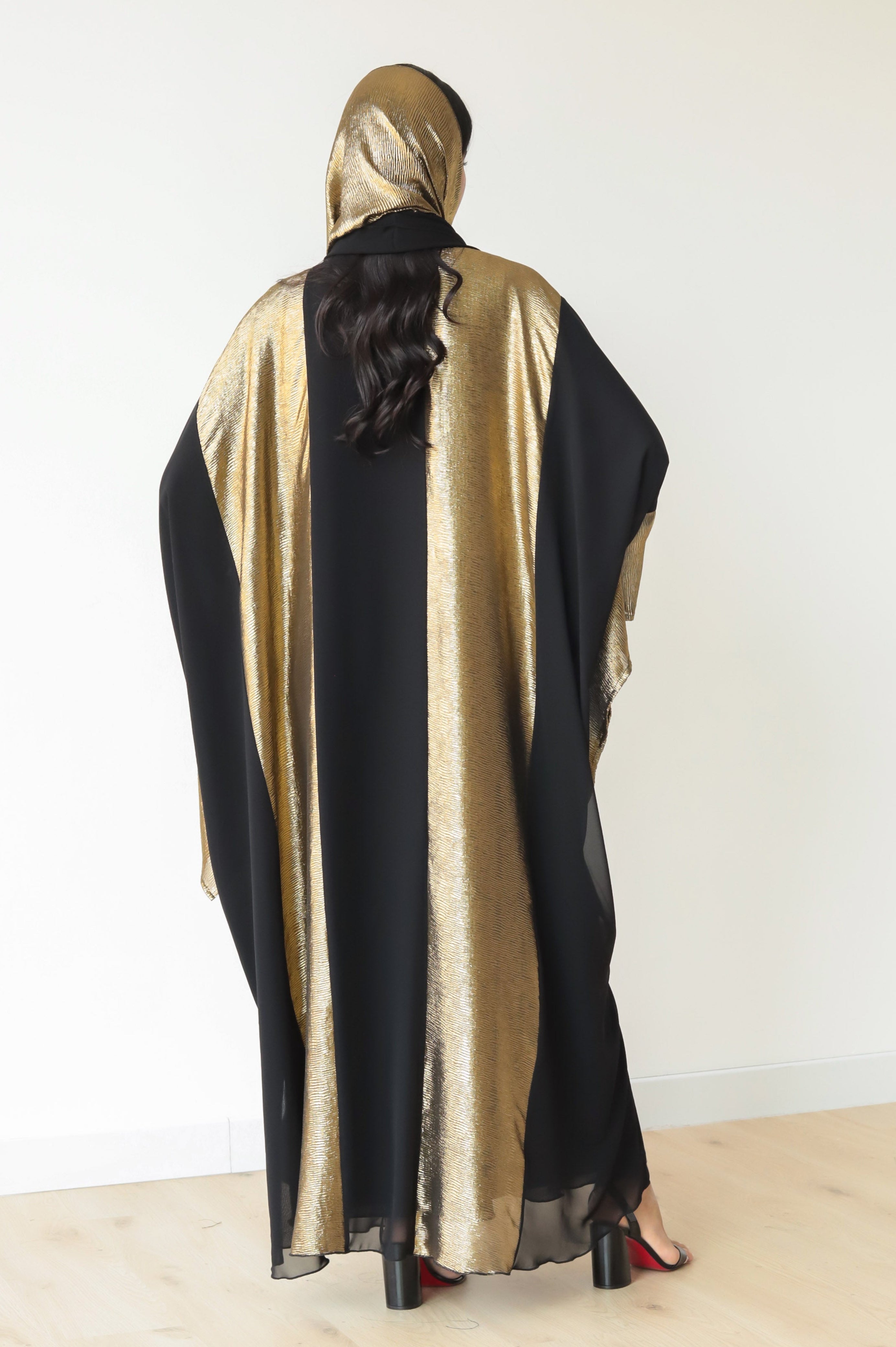 Basic Chiffon (Black & Gold Abaya) - BasicAbaya