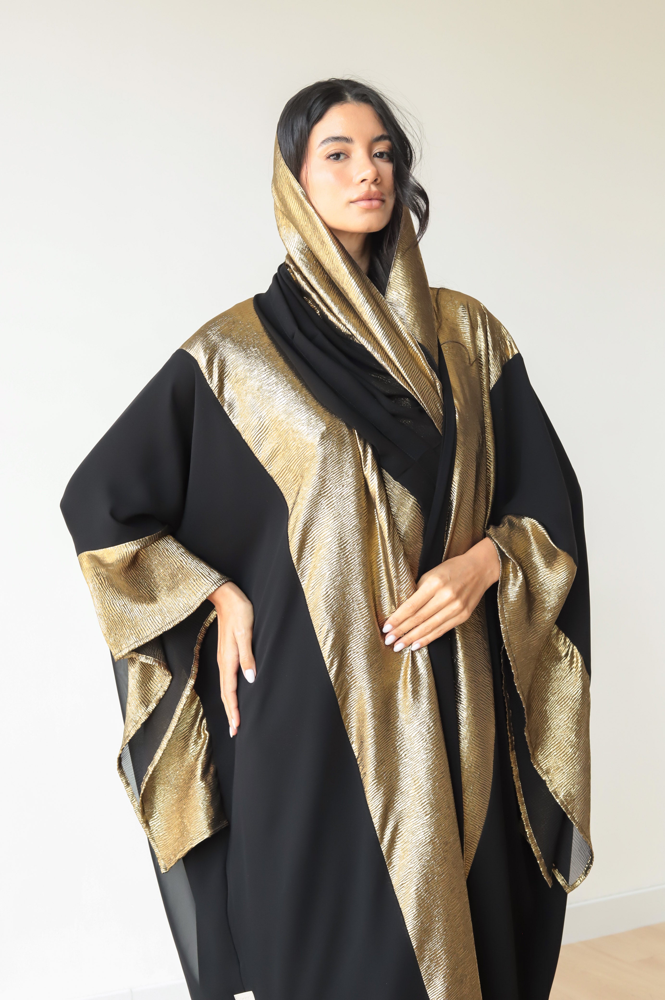 Basic Chiffon (Black & Gold Abaya) - BasicAbaya