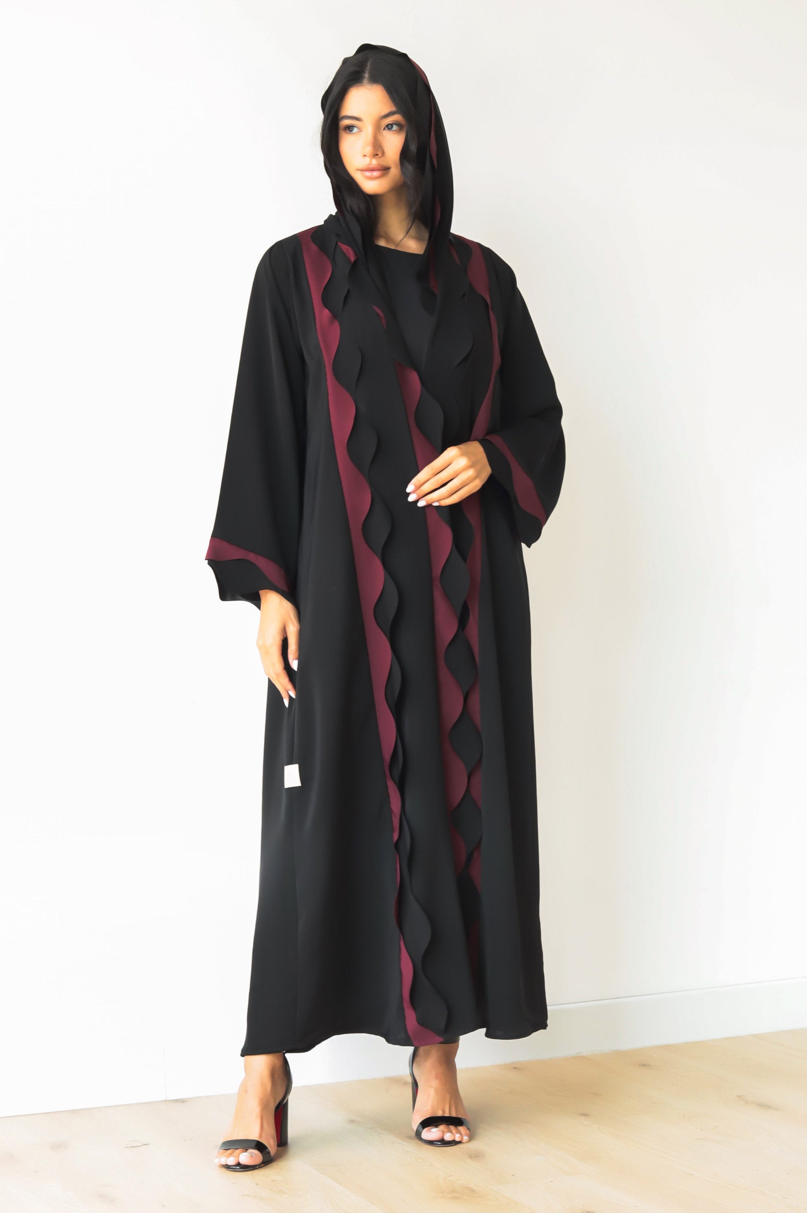 Basic Waves (Black & Maroon Abaya) - BasicAbaya