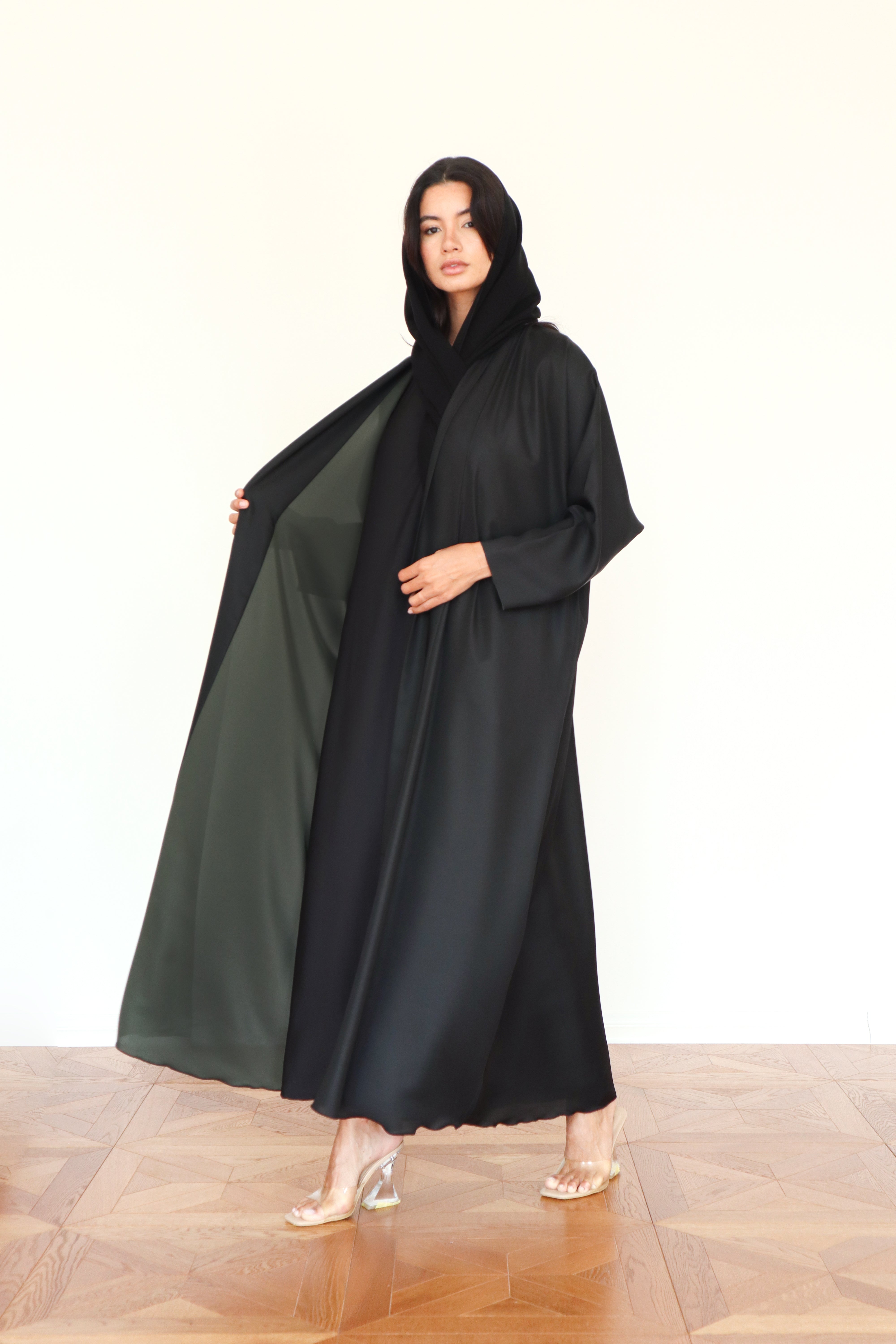 Basic Reversible half bisht (Black & Green Abaya)