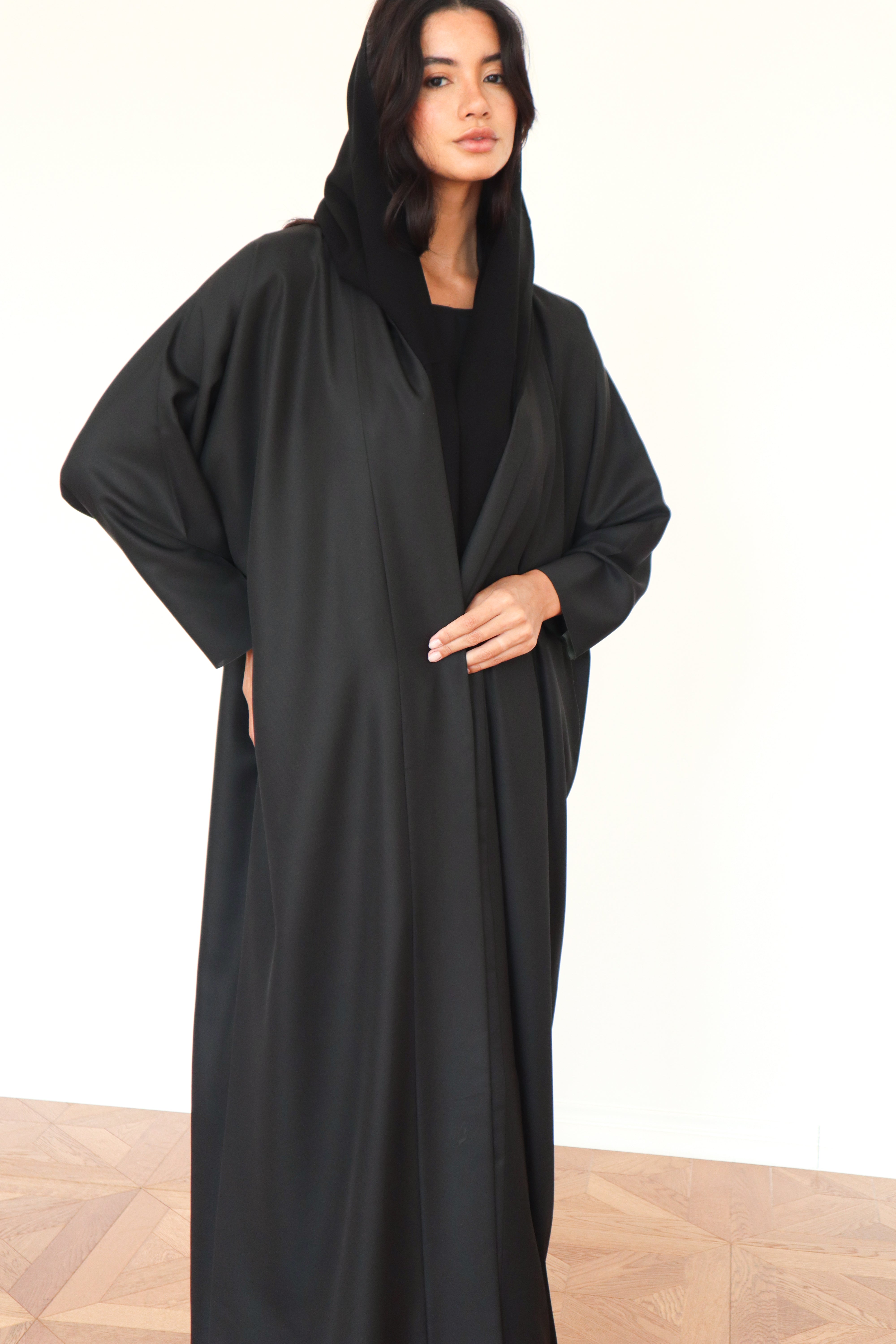 Basic Reversible half bisht (Black Abaya)