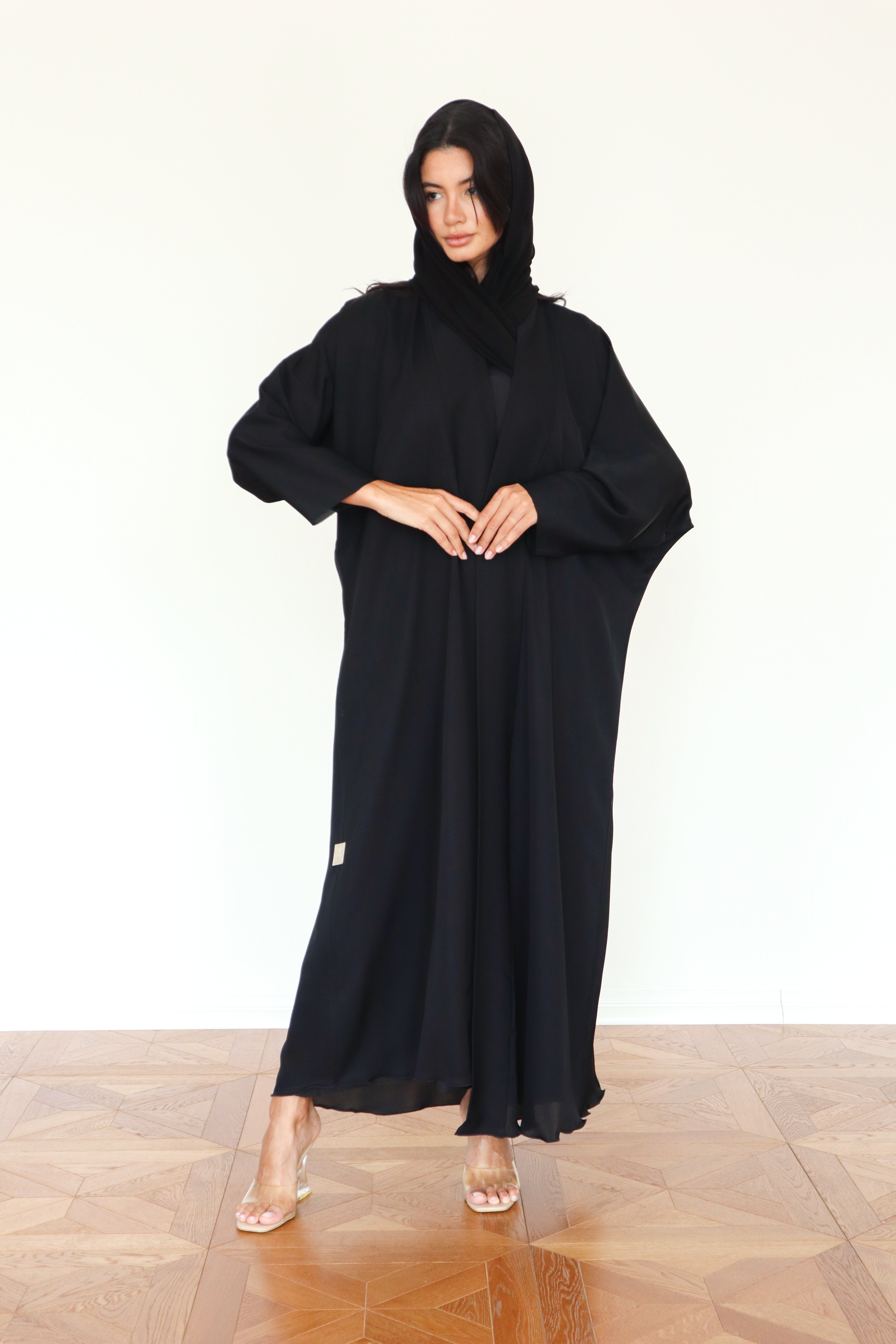 Basic Reversible half bisht (Black Abaya)