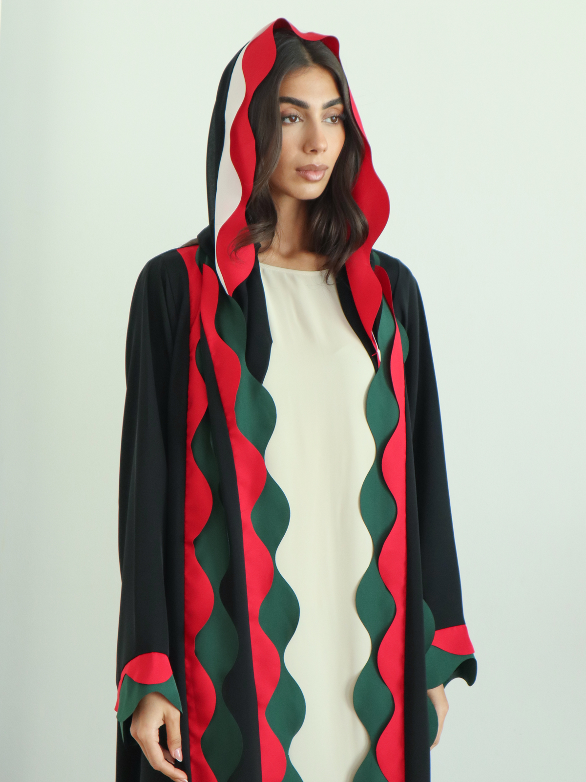 Basic National Day Waves Abaya