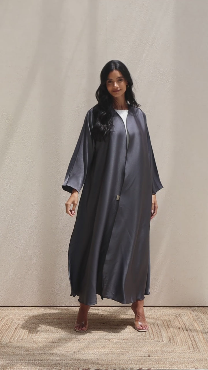 Basic Reversible (Black/Grey Abaya)
