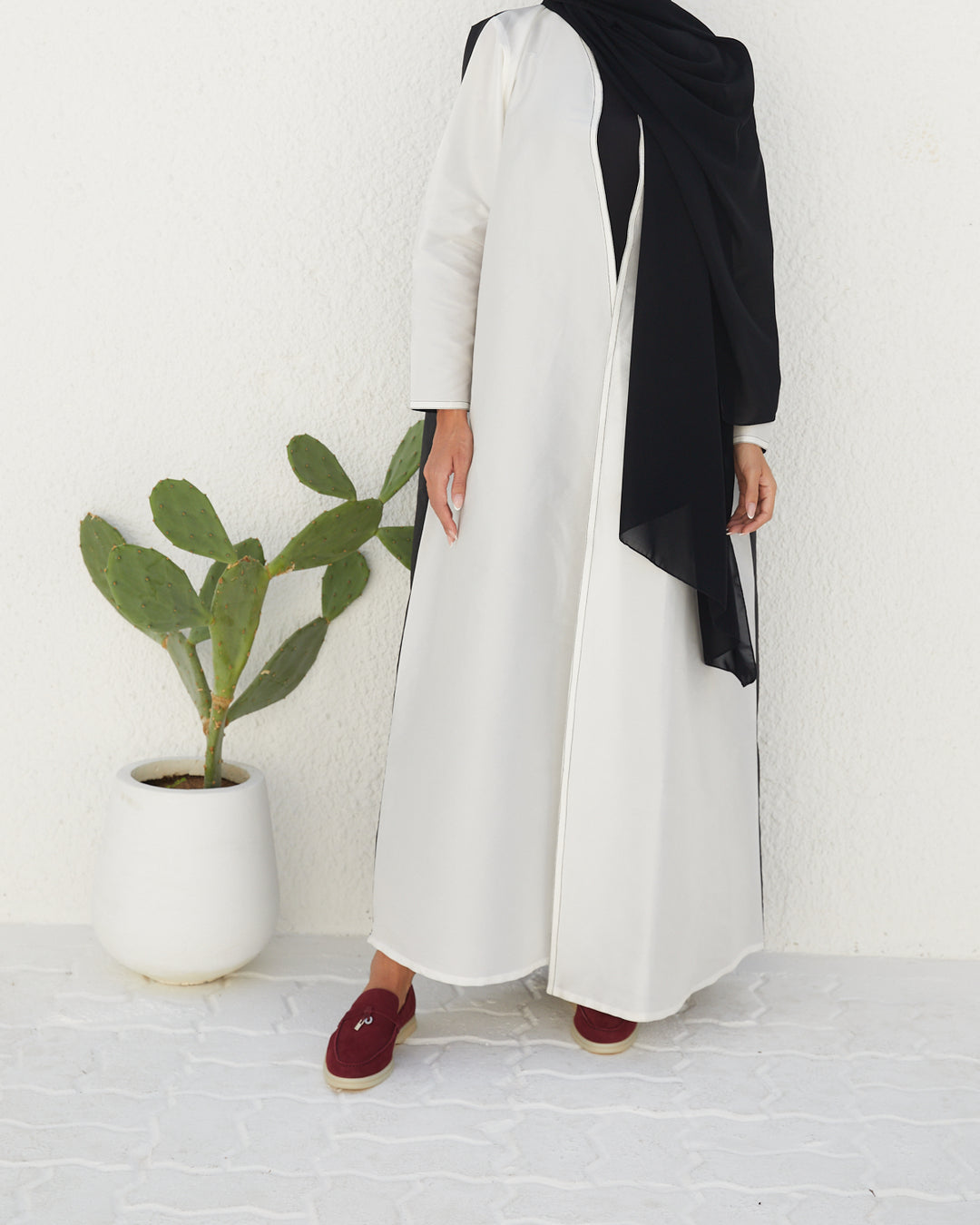 Basic 12 Twelve Black Abaya look 3 from the LATEST ONLINE DUBAI ABAYAS COLLECTION